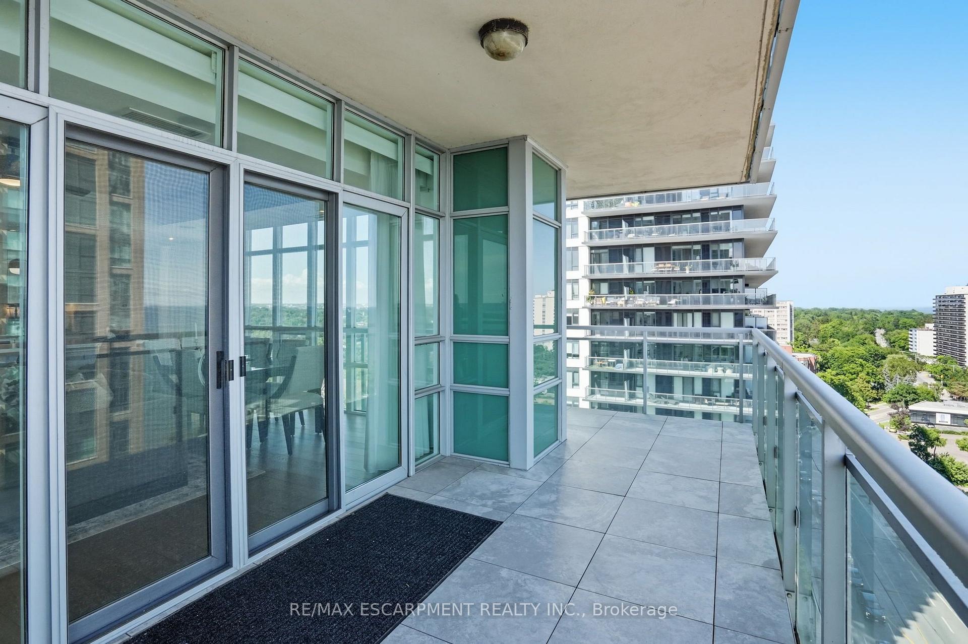 Photo 31 of Unit 1302, 360 Pearl Street, Burlington, Brant — HOMEH