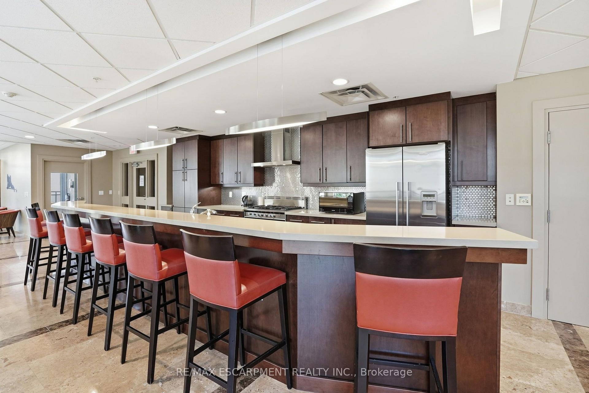 Photo 41 of Unit 1302, 360 Pearl Street, Burlington, Brant — HOMEH