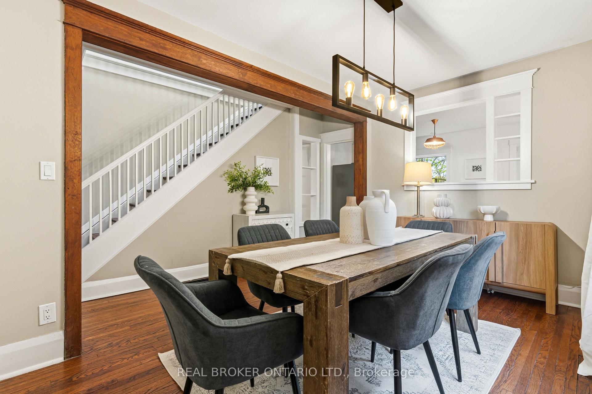 Photo 9 of 136 Blantyre Avenue, Toronto, The Beaches — HOMEH