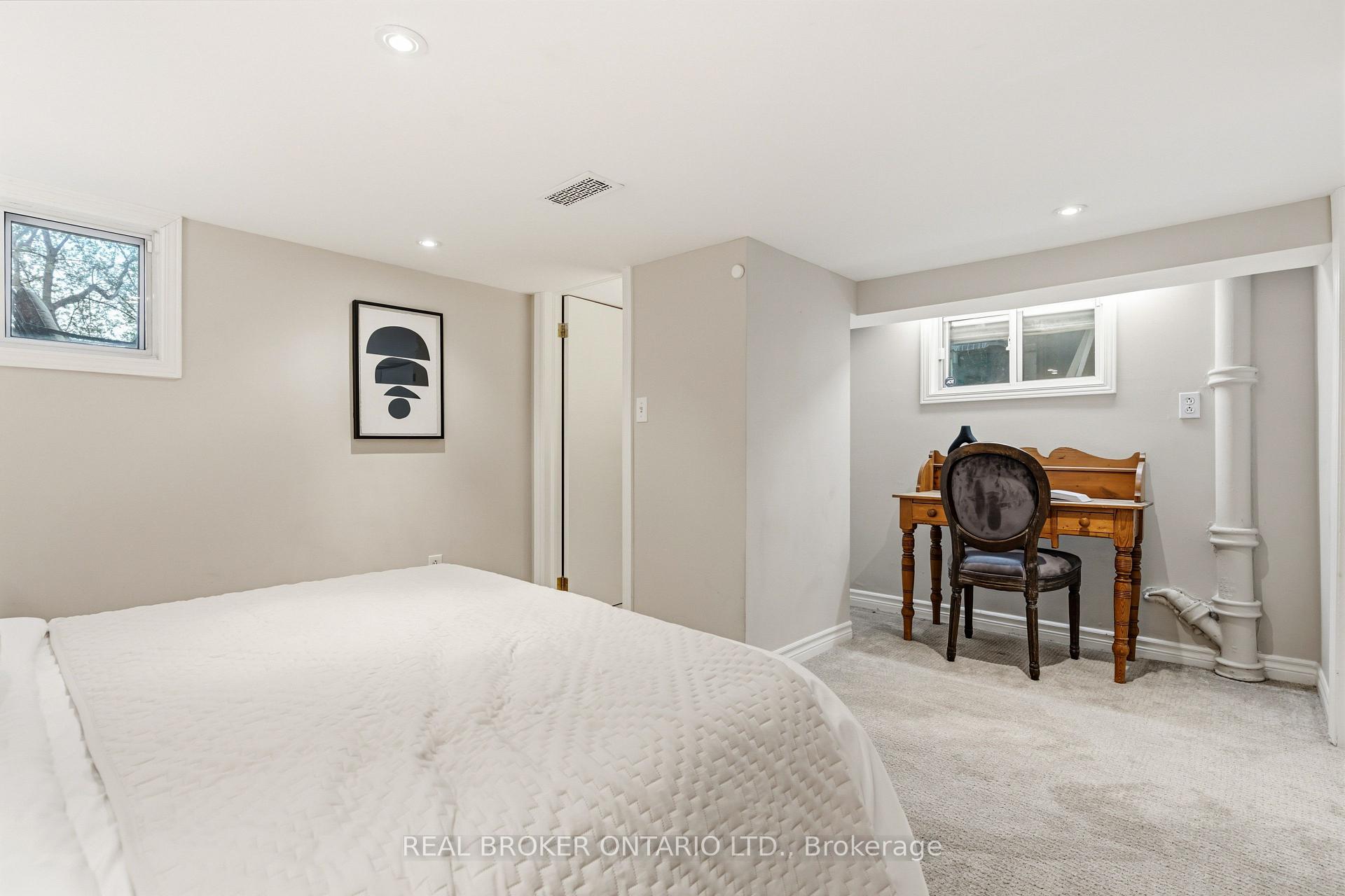 Photo 34 of 136 Blantyre Avenue, Toronto, The Beaches — HOMEH