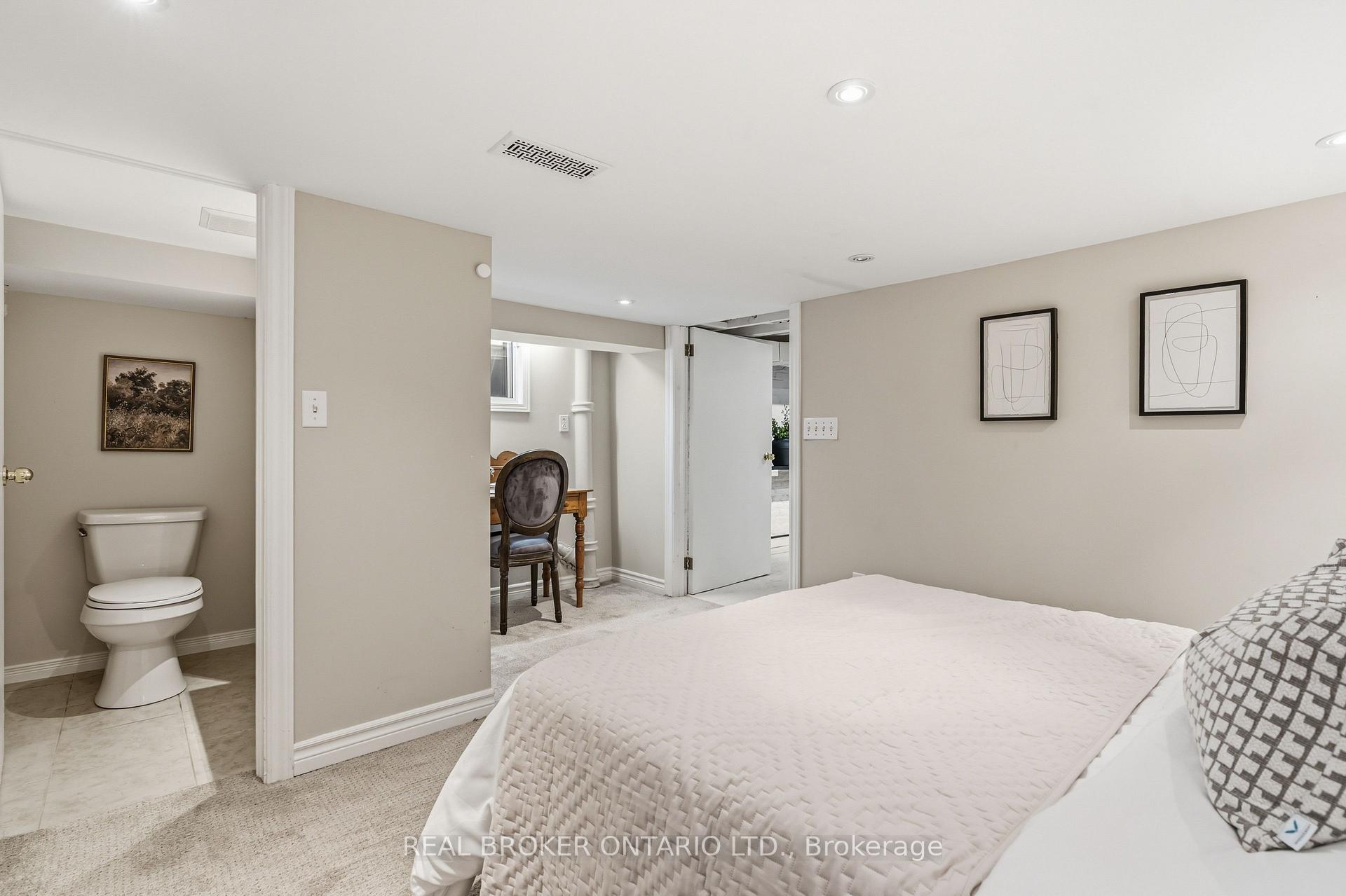 Photo 36 of 136 Blantyre Avenue, Toronto, The Beaches — HOMEH
