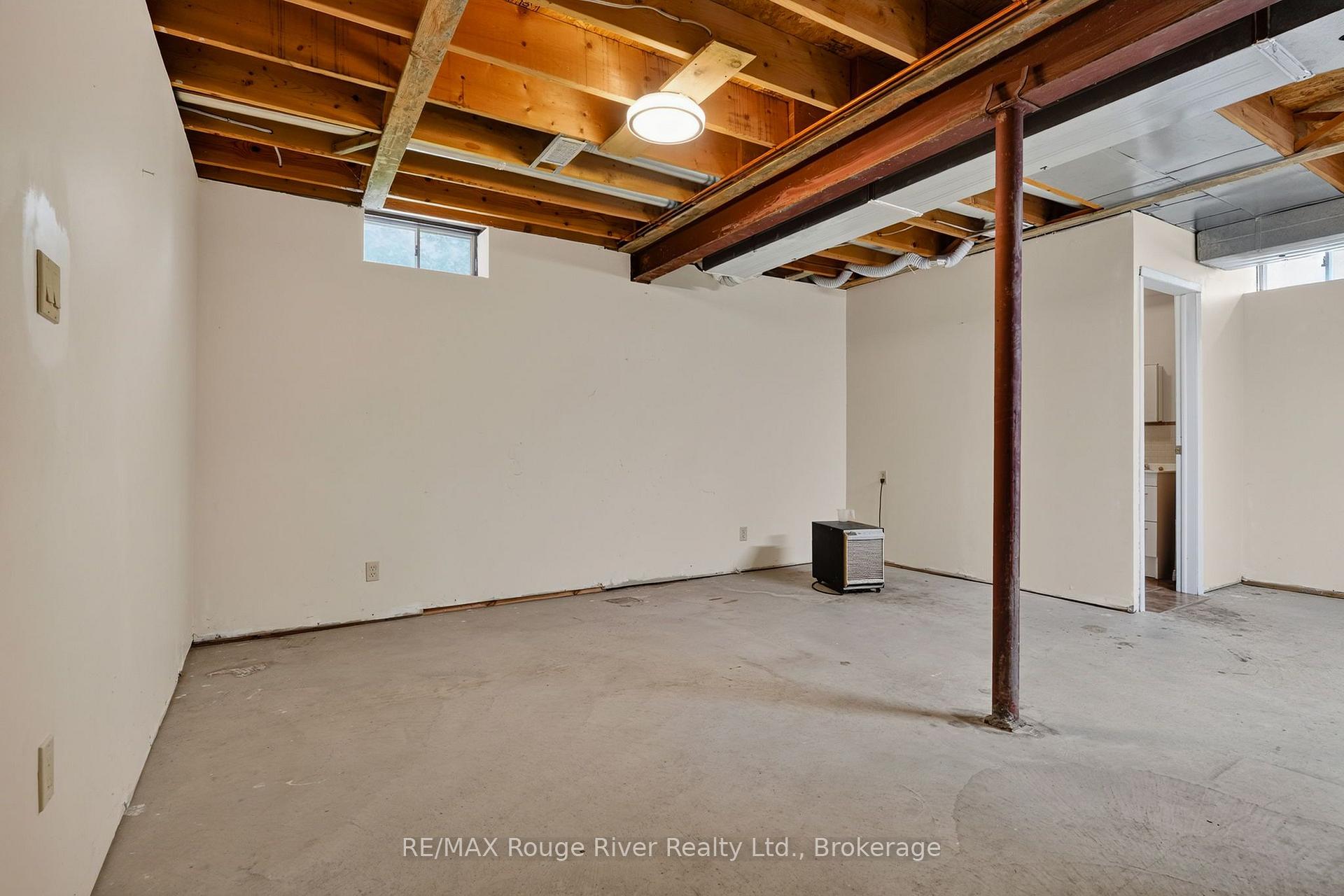 Photo 32 of 660 Ewing Street, Cobourg — HOMEH
