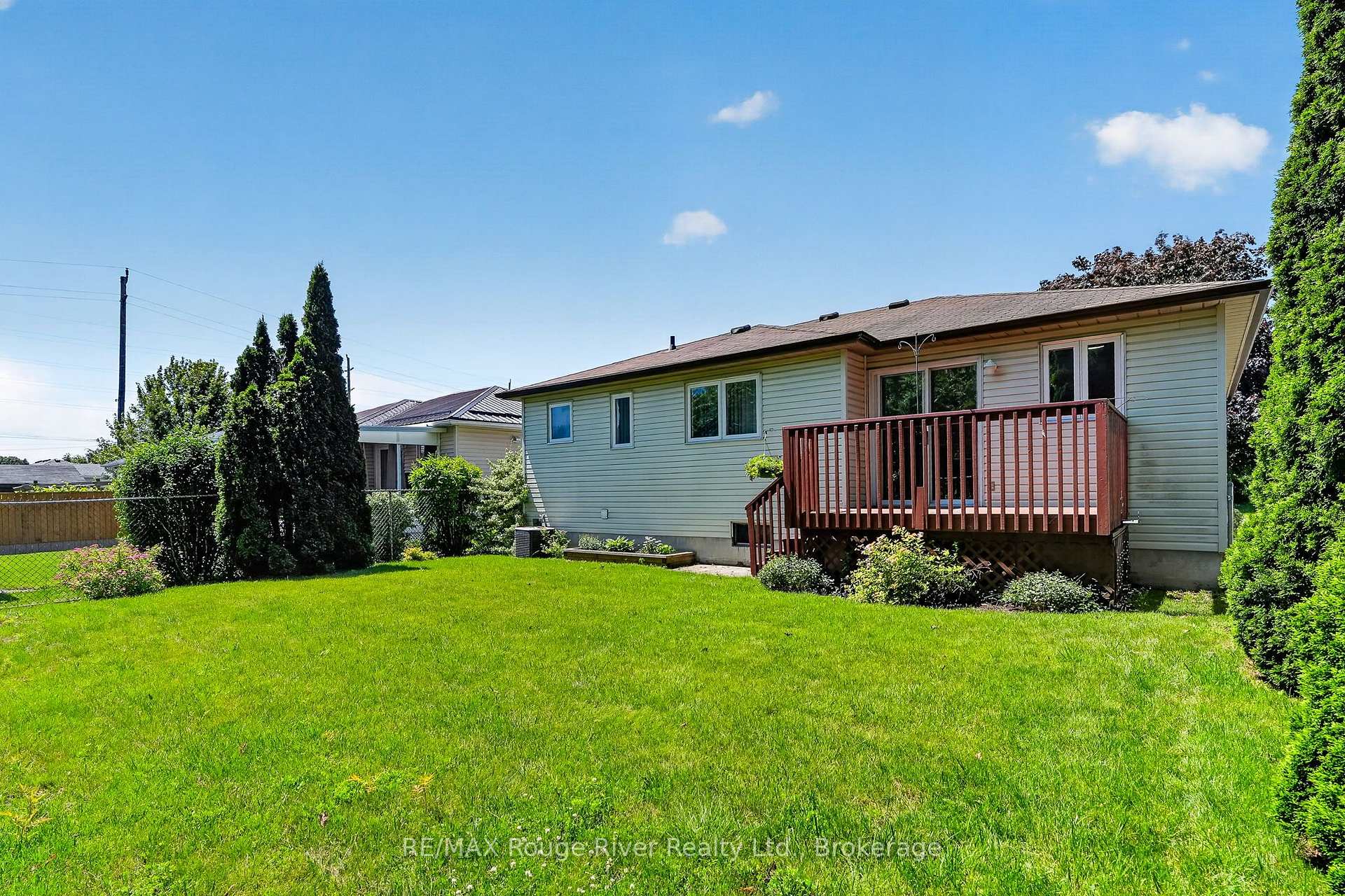 Photo 39 of 660 Ewing Street, Cobourg — HOMEH