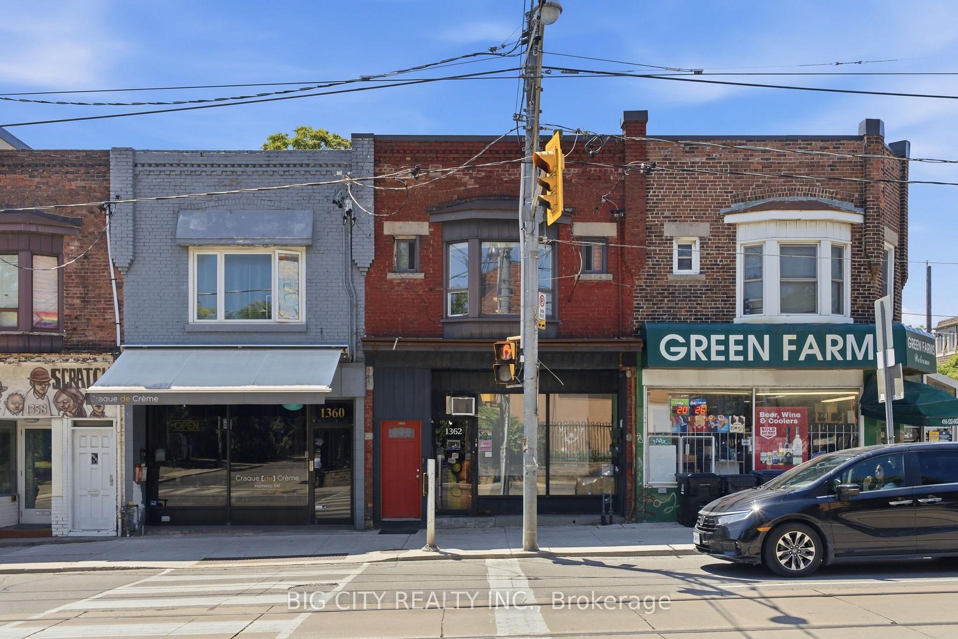 Photo 3 of Unit Upper, 1362 Bathurst Street, Toronto, Wychwood — HOMEH