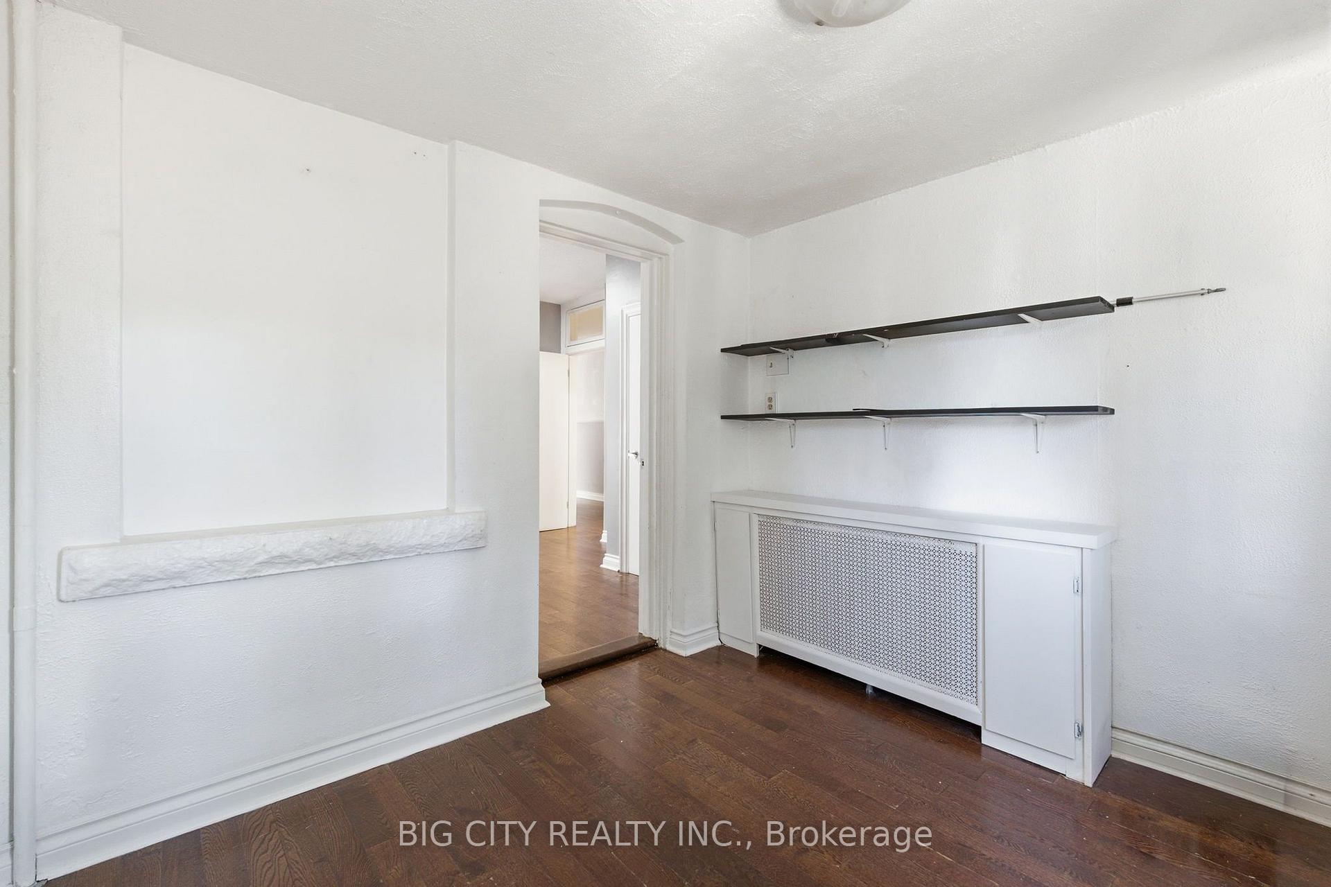 Photo 15 of Unit Upper, 1362 Bathurst Street, Toronto, Wychwood — HOMEH