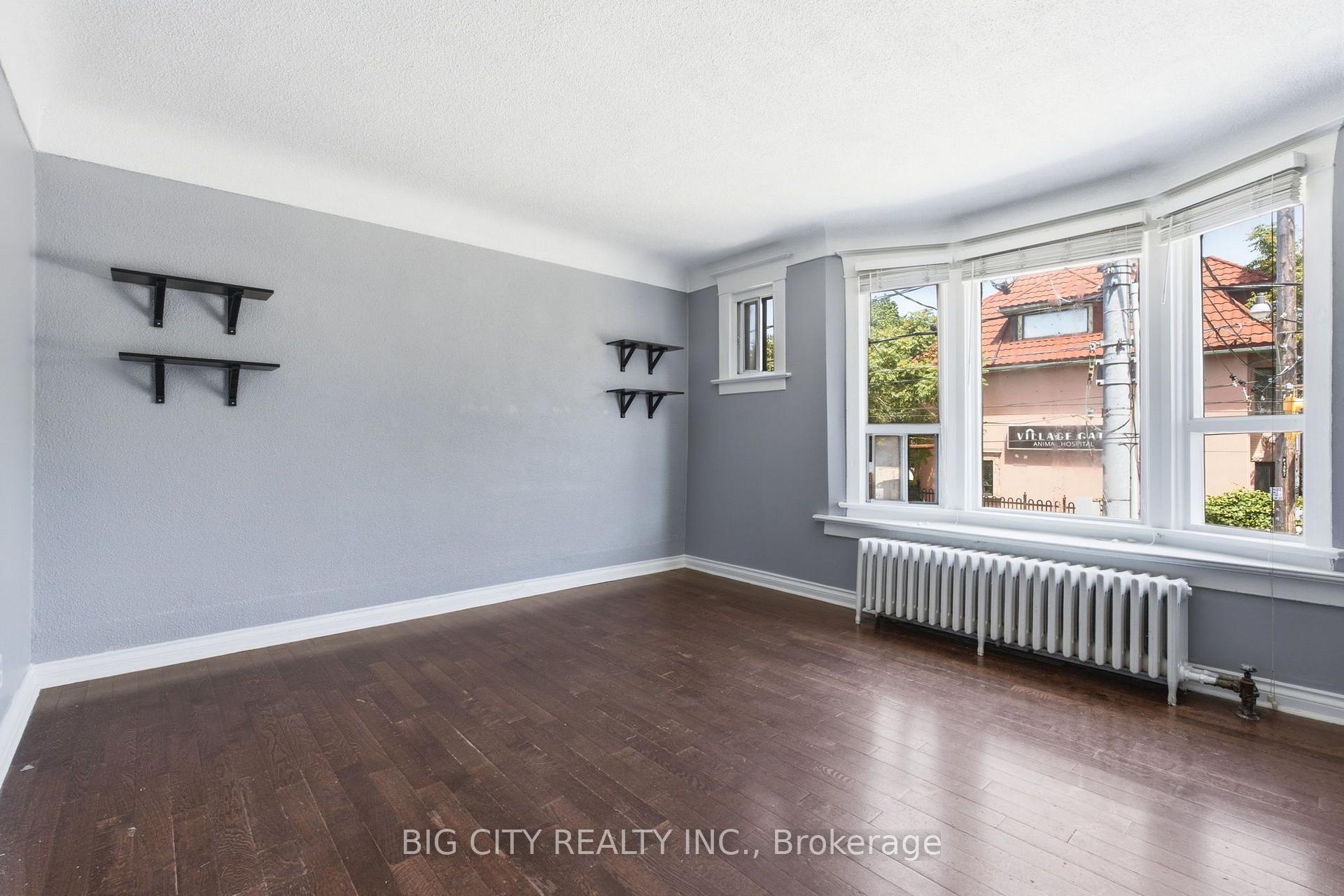 Photo 16 of Unit Upper, 1362 Bathurst Street, Toronto, Wychwood — HOMEH