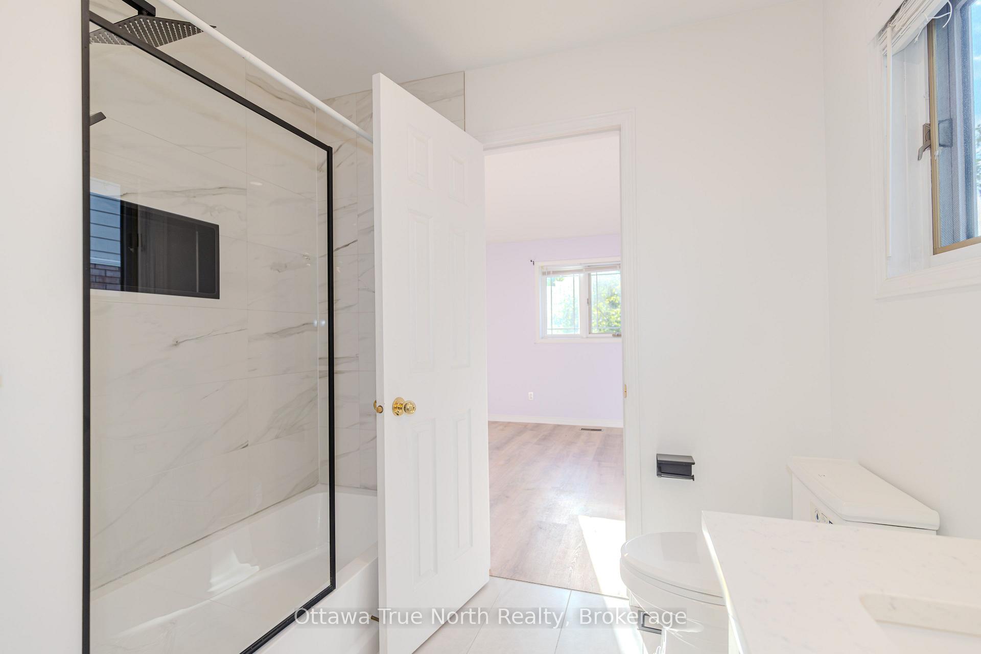 Photo 24 of 282 Knudson Drive, Ottawa, Kanata - Kanata Lakes/Heritage Hills — HOMEH