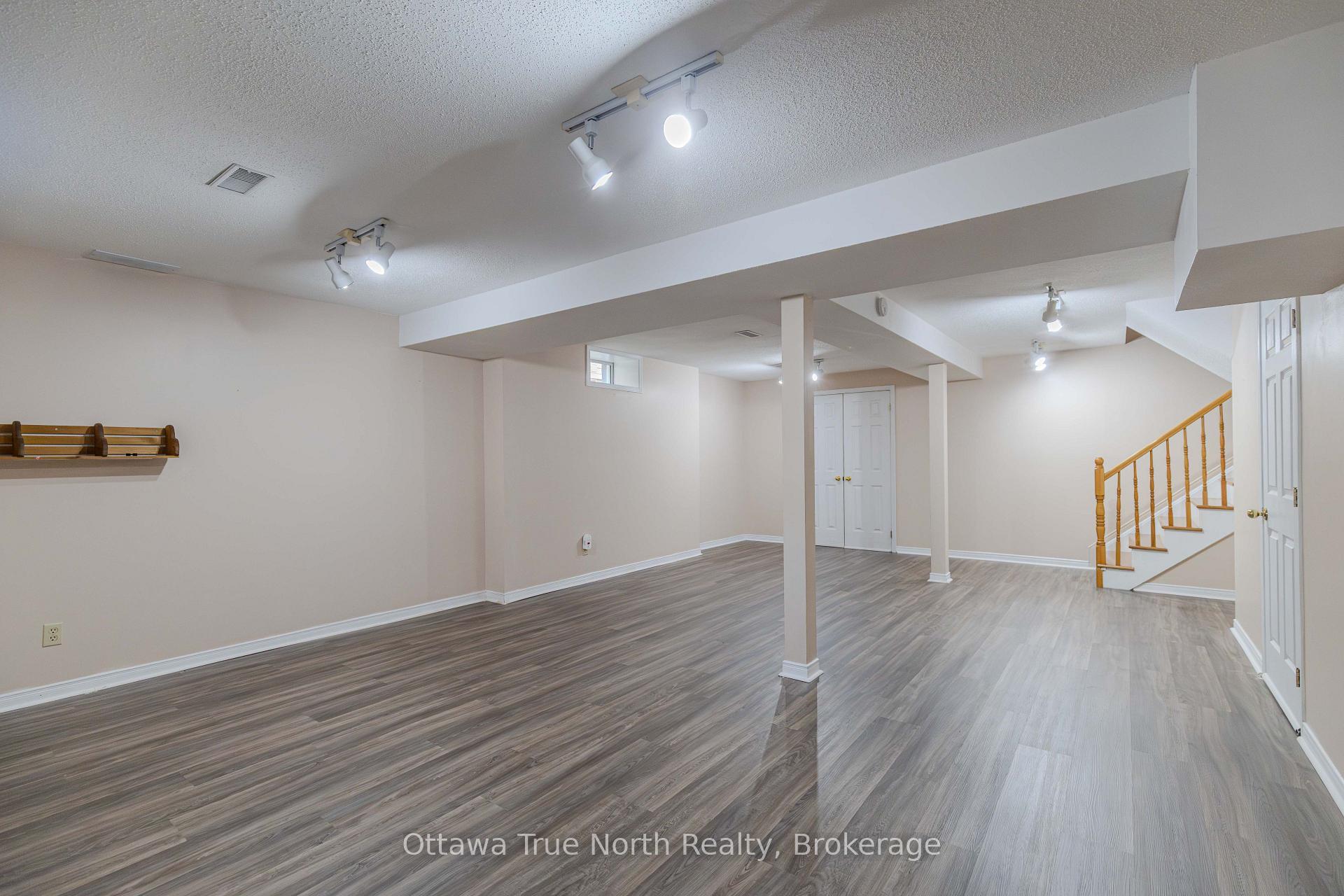 Photo 28 of 282 Knudson Drive, Ottawa, Kanata - Kanata Lakes/Heritage Hills — HOMEH