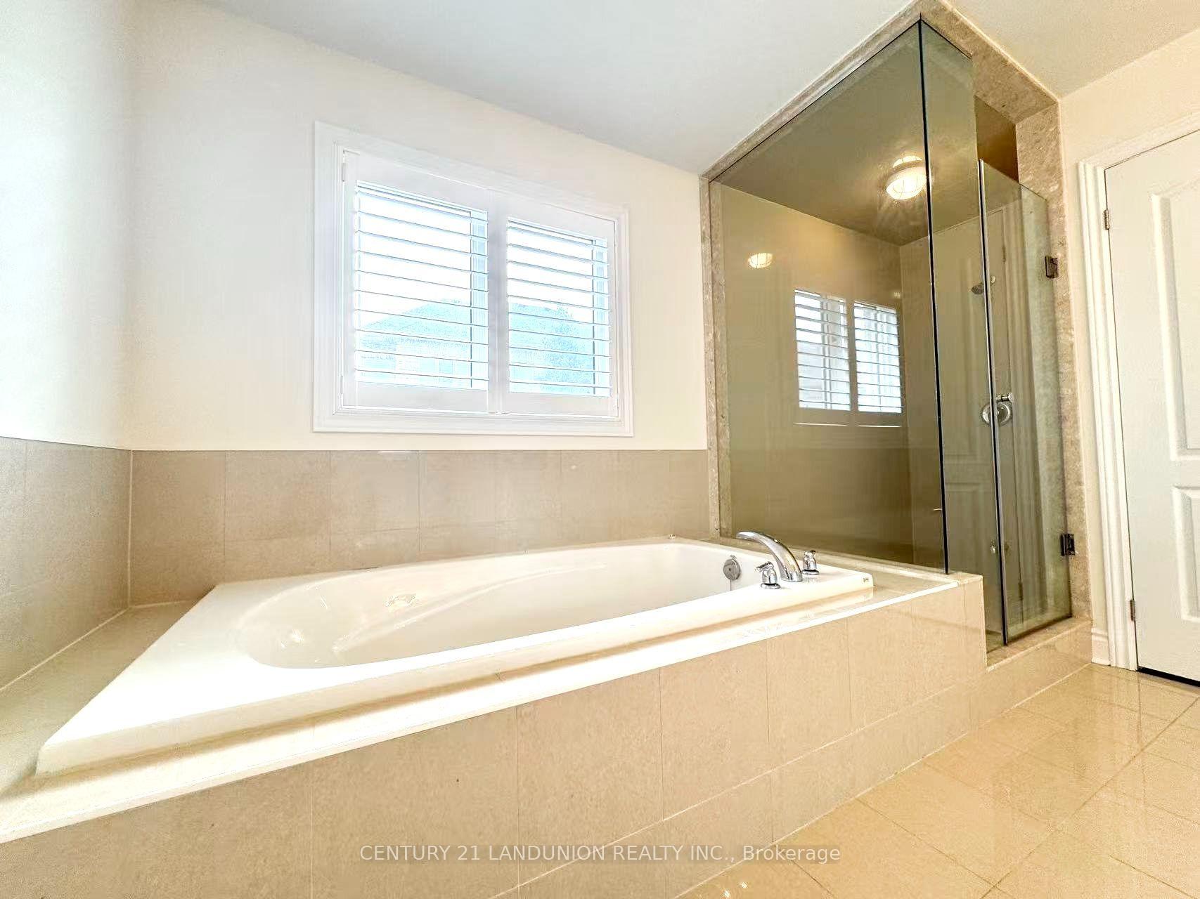 Photo 14 of 921 Goring Circle, Newmarket, Stonehaven-Wyndham — HOMEH