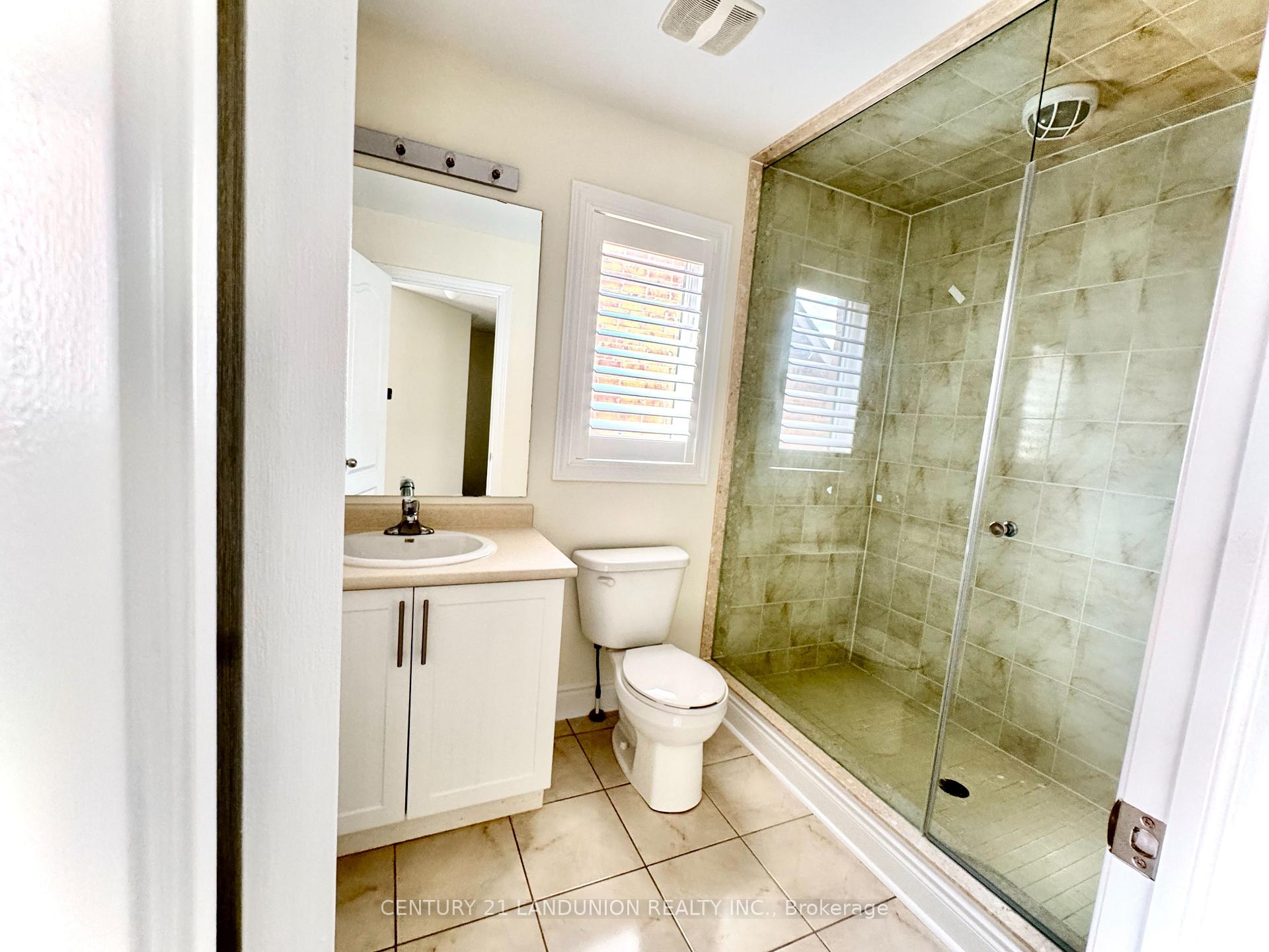 Photo 25 of 921 Goring Circle, Newmarket, Stonehaven-Wyndham — HOMEH
