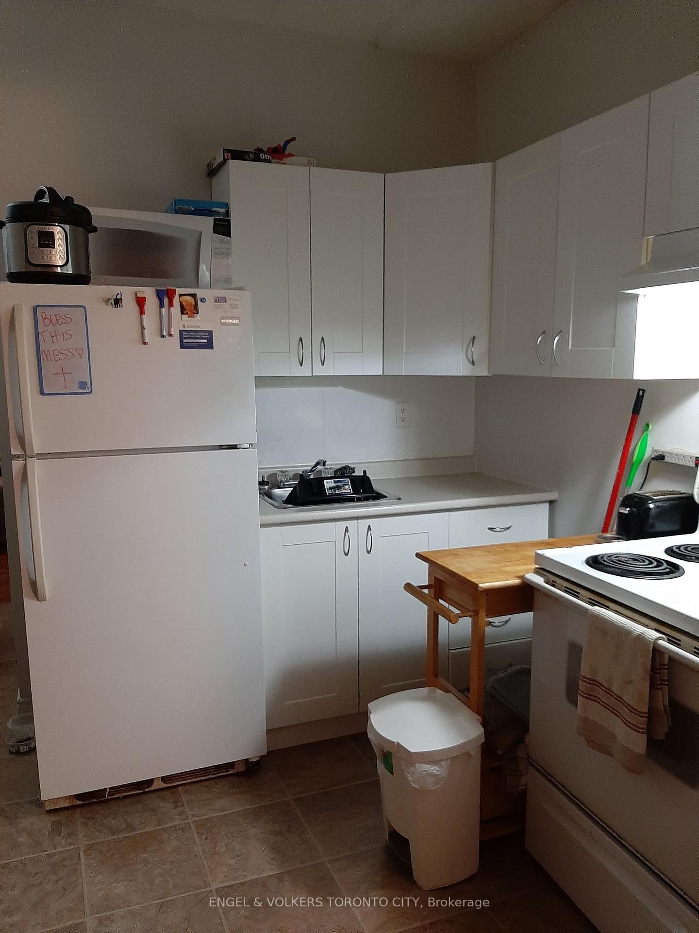 Photo 2 of Unit 3, 1242 College Street, Toronto, Dufferin Grove — HOMEH