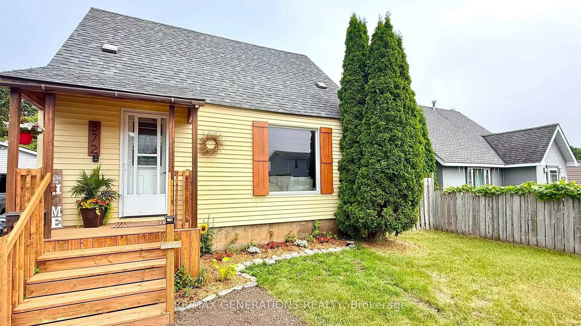 Front of 372 Grenville Avenue