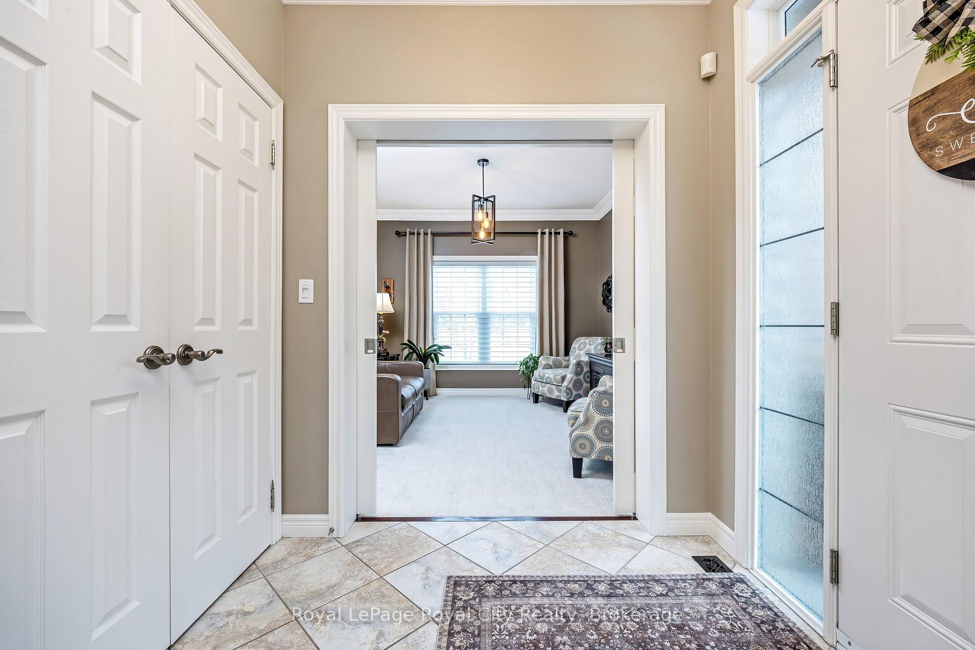 Photo 10 of 129 Millview Court, Guelph/Eramosa, Rockwood — HOMEH