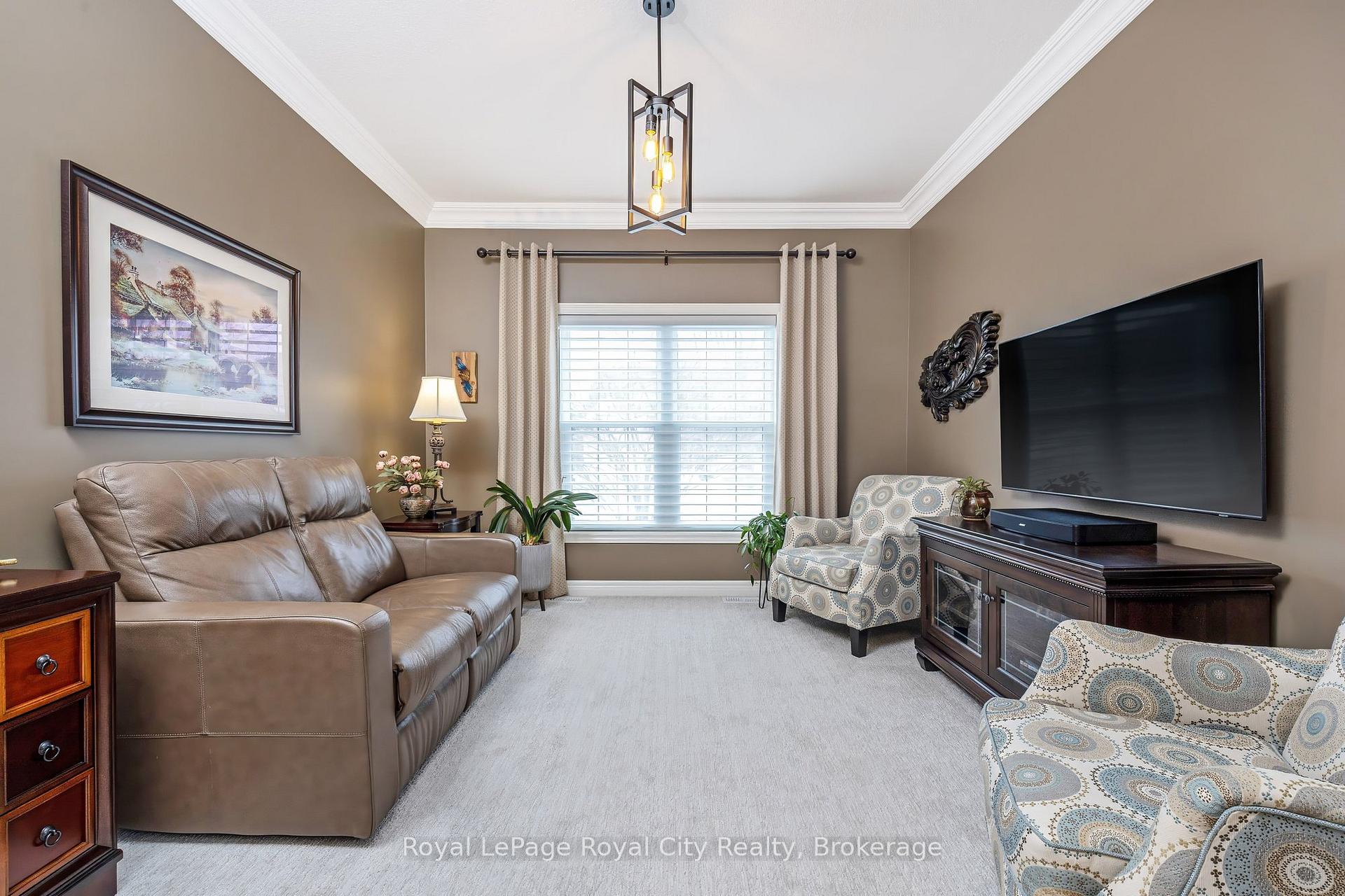 Photo 11 of 129 Millview Court, Guelph/Eramosa, Rockwood — HOMEH