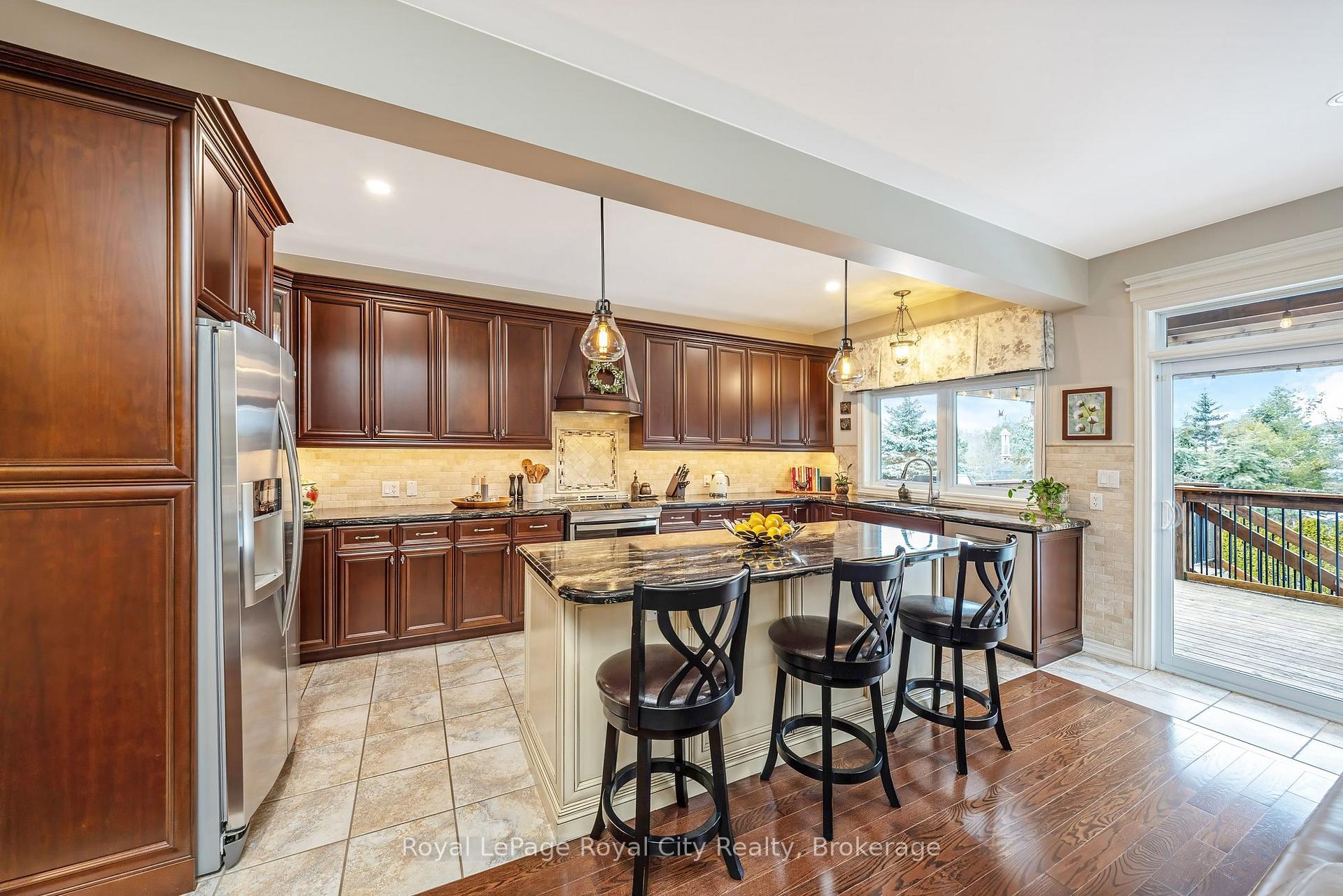 Photo 19 of 129 Millview Court, Guelph/Eramosa, Rockwood — HOMEH