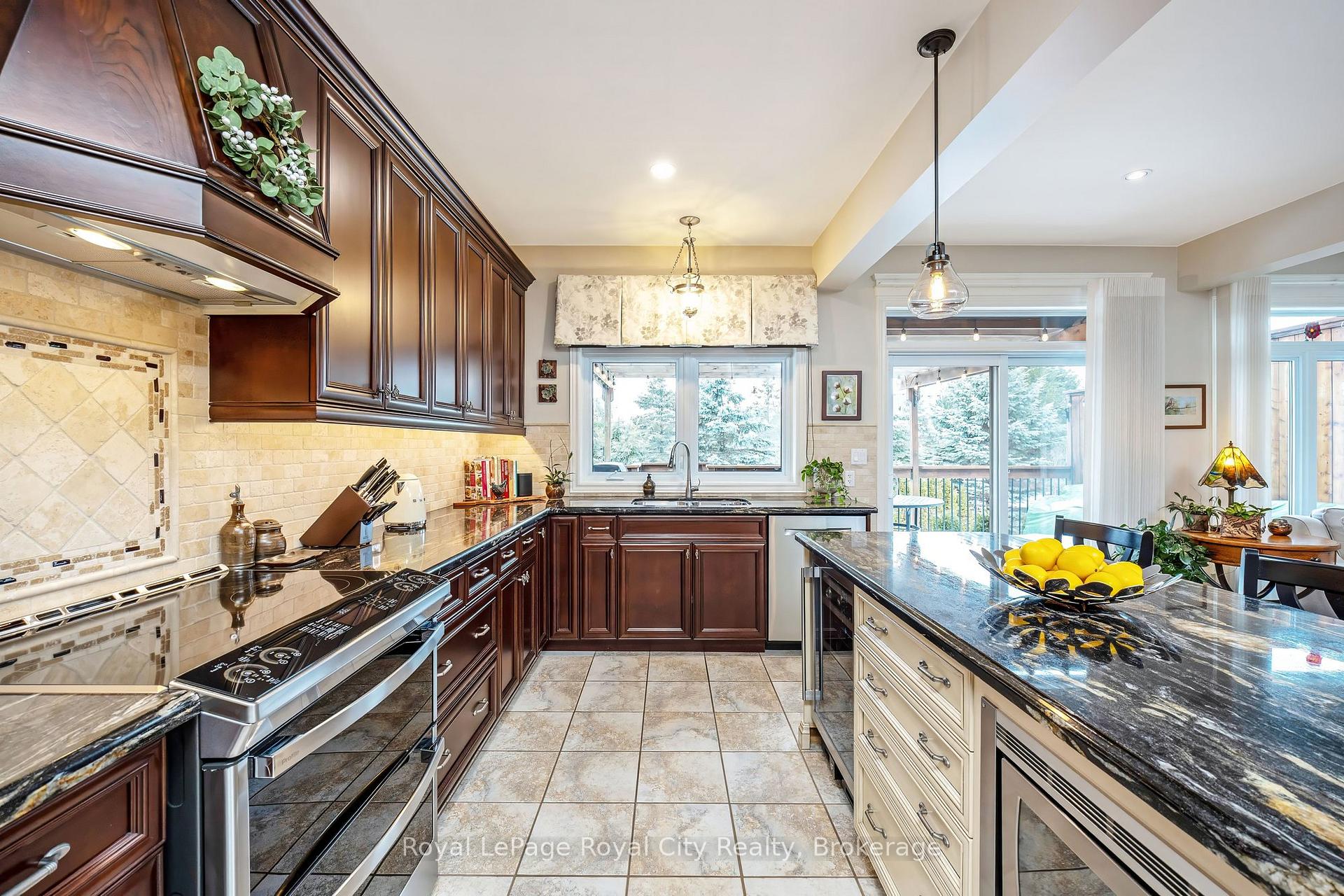 Photo 22 of 129 Millview Court, Guelph/Eramosa, Rockwood — HOMEH