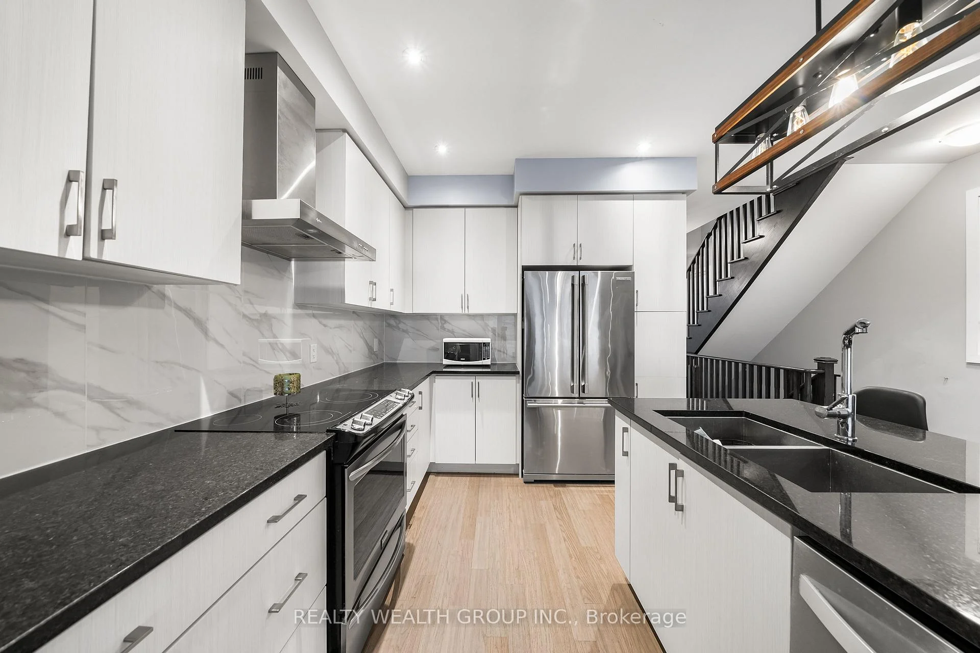 Photo 18 of Unit Main, 37 Fancamp Drive, Vaughan, Maple — HOMEH