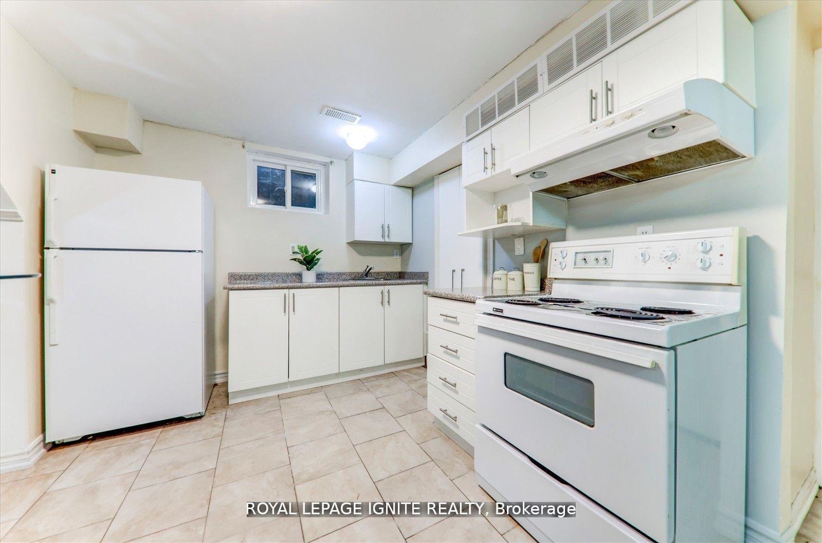Photo 5 of Unit Bsmt, 4010 Ellesmere Road, Scarborough, Highland Creek — HOMEH