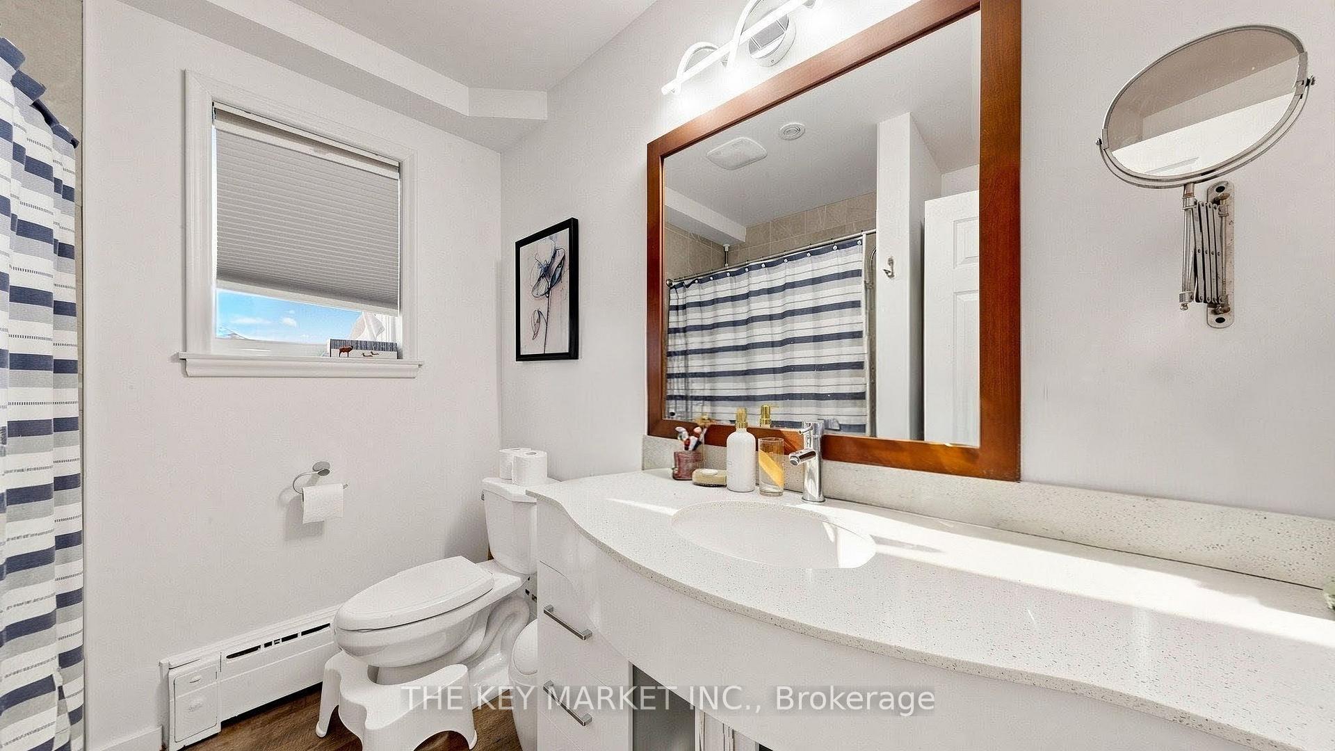 Photo 11 of 209 St Clements Avenue, Toronto, Yonge-Eglinton — HOMEH