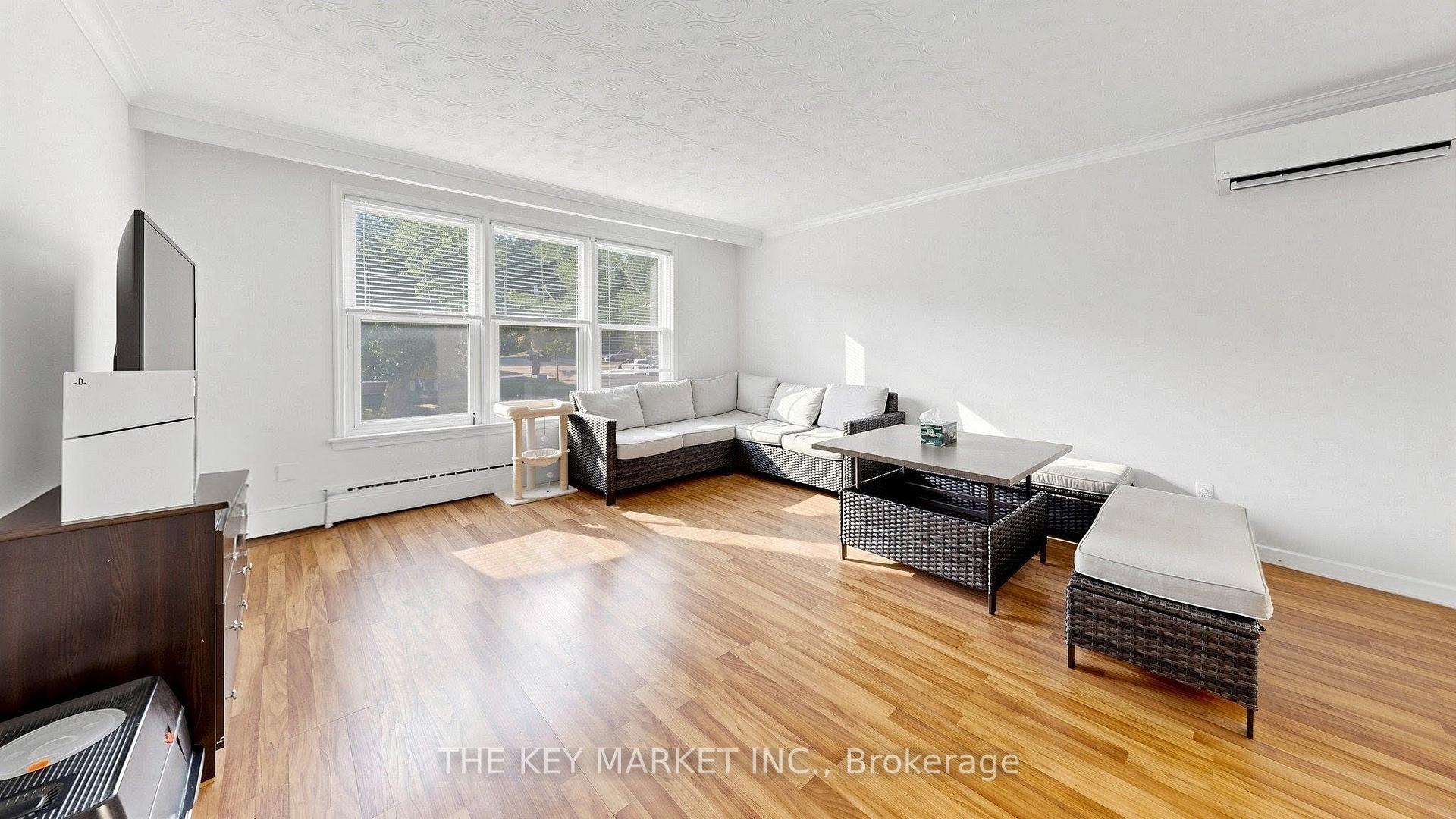 Photo 14 of 209 St Clements Avenue, Toronto, Yonge-Eglinton — HOMEH