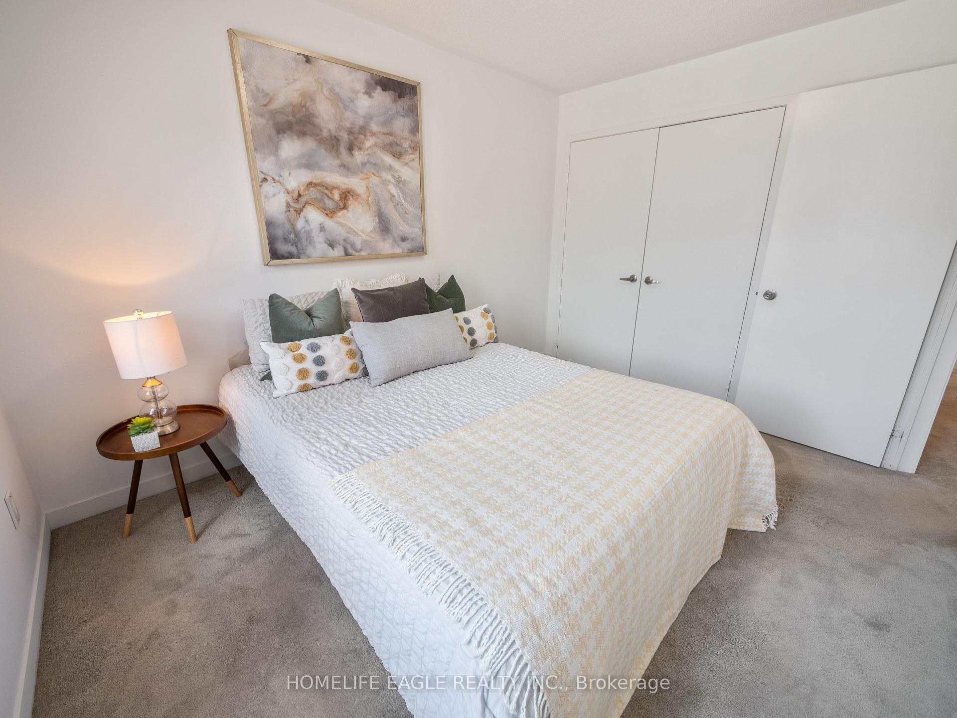Photo 14 of 228 Bennett Street, Newmarket, Glenway Estates — HOMEH