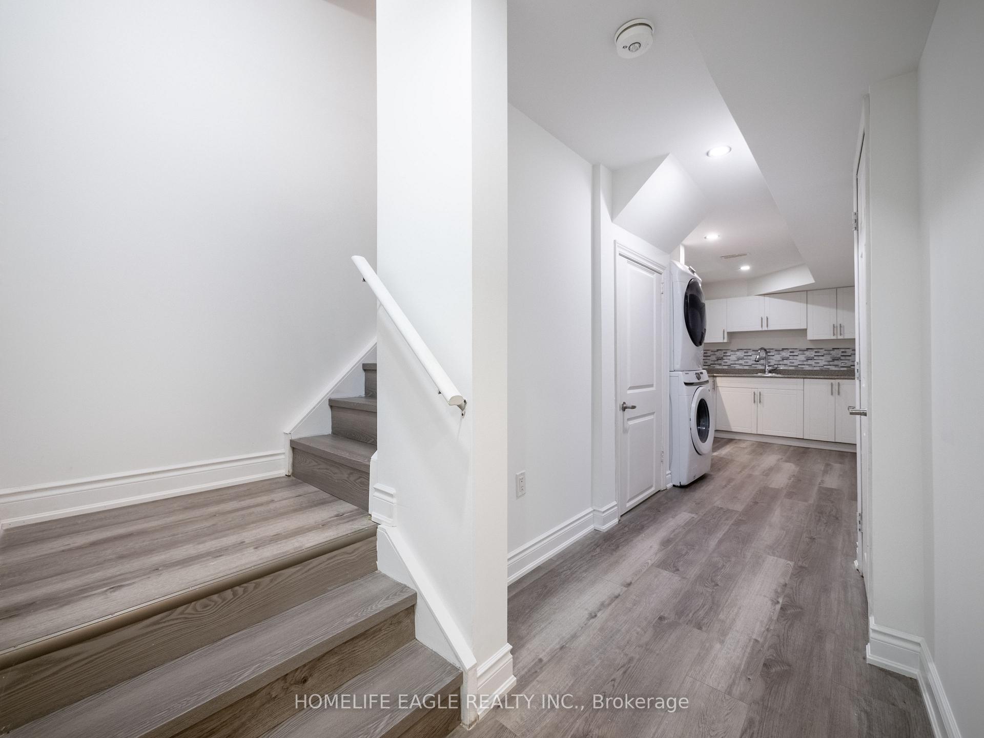 Photo 16 of 228 Bennett Street, Newmarket, Glenway Estates — HOMEH