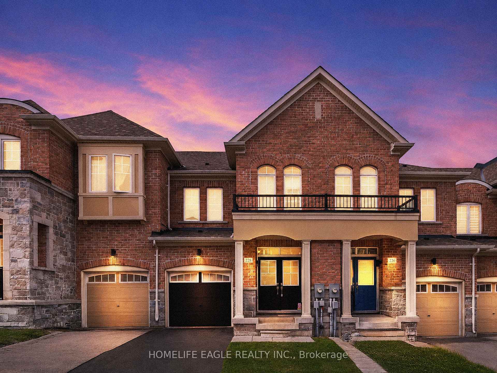 Photo 26 of 228 Bennett Street, Newmarket, Glenway Estates — HOMEH
