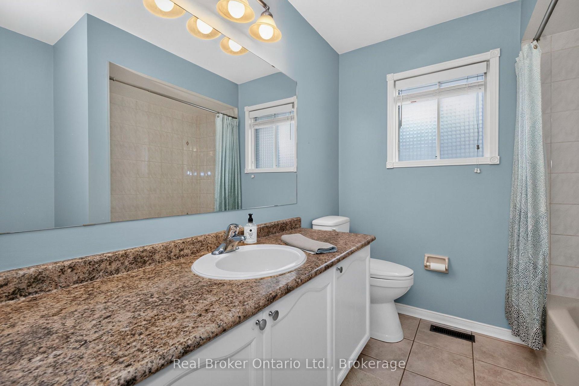 Photo 15 of 47 Timberland Crescent, Wasaga Beach — HOMEH