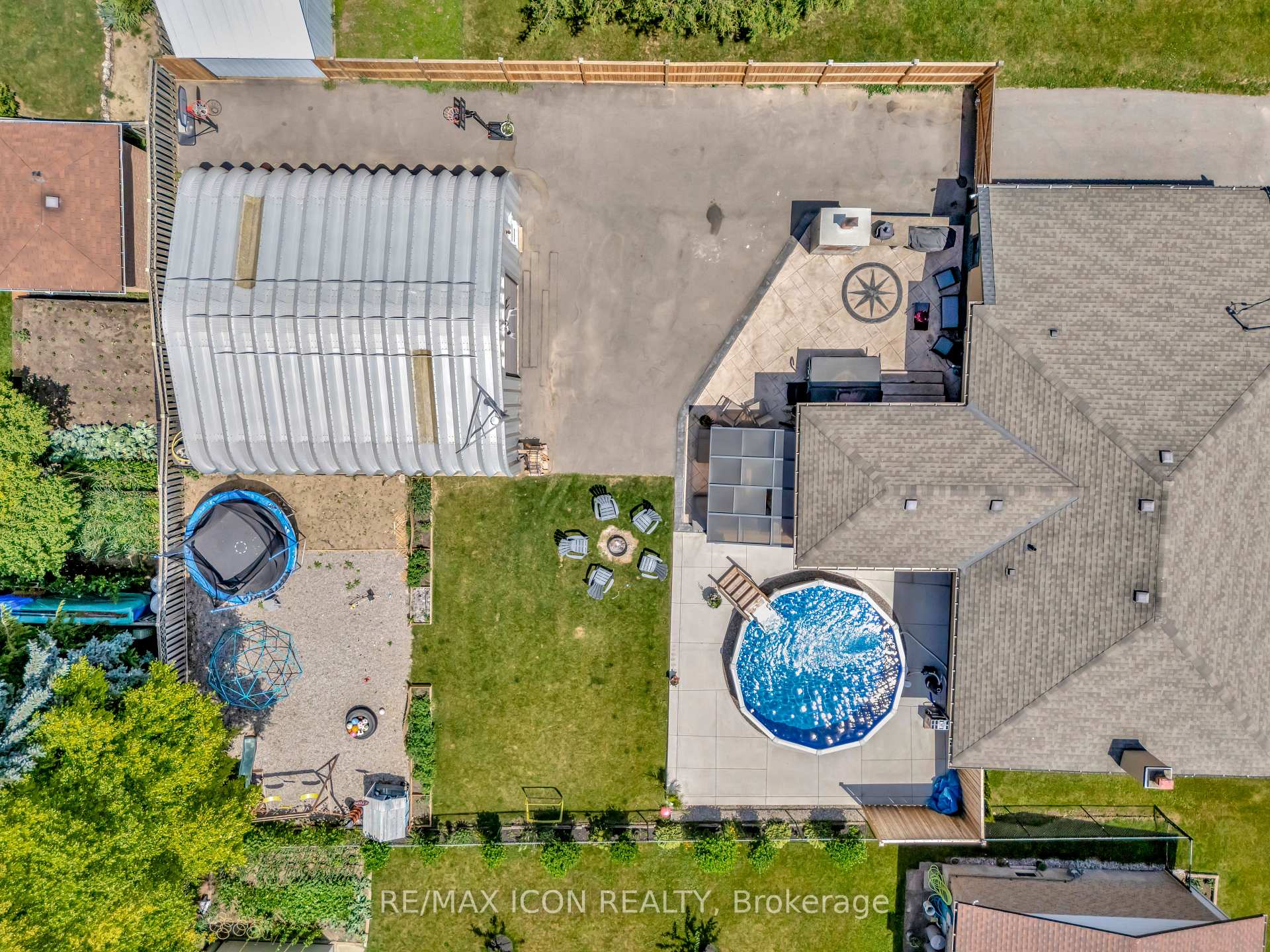 Photo 5 of 192 Myers Road, Cambridge, Christopher-Champlain — HOMEH