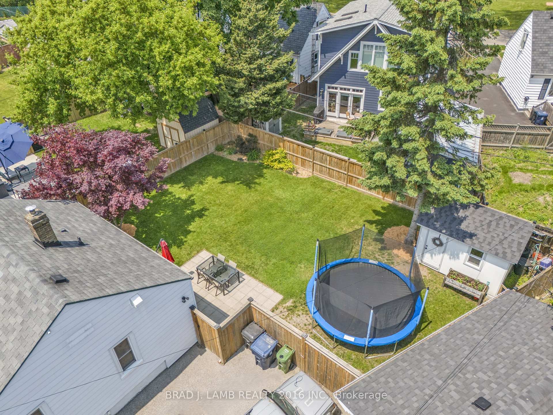 Photo 2 of 794 The Queensway, Etobicoke, Stonegate-Queensway — HOMEH