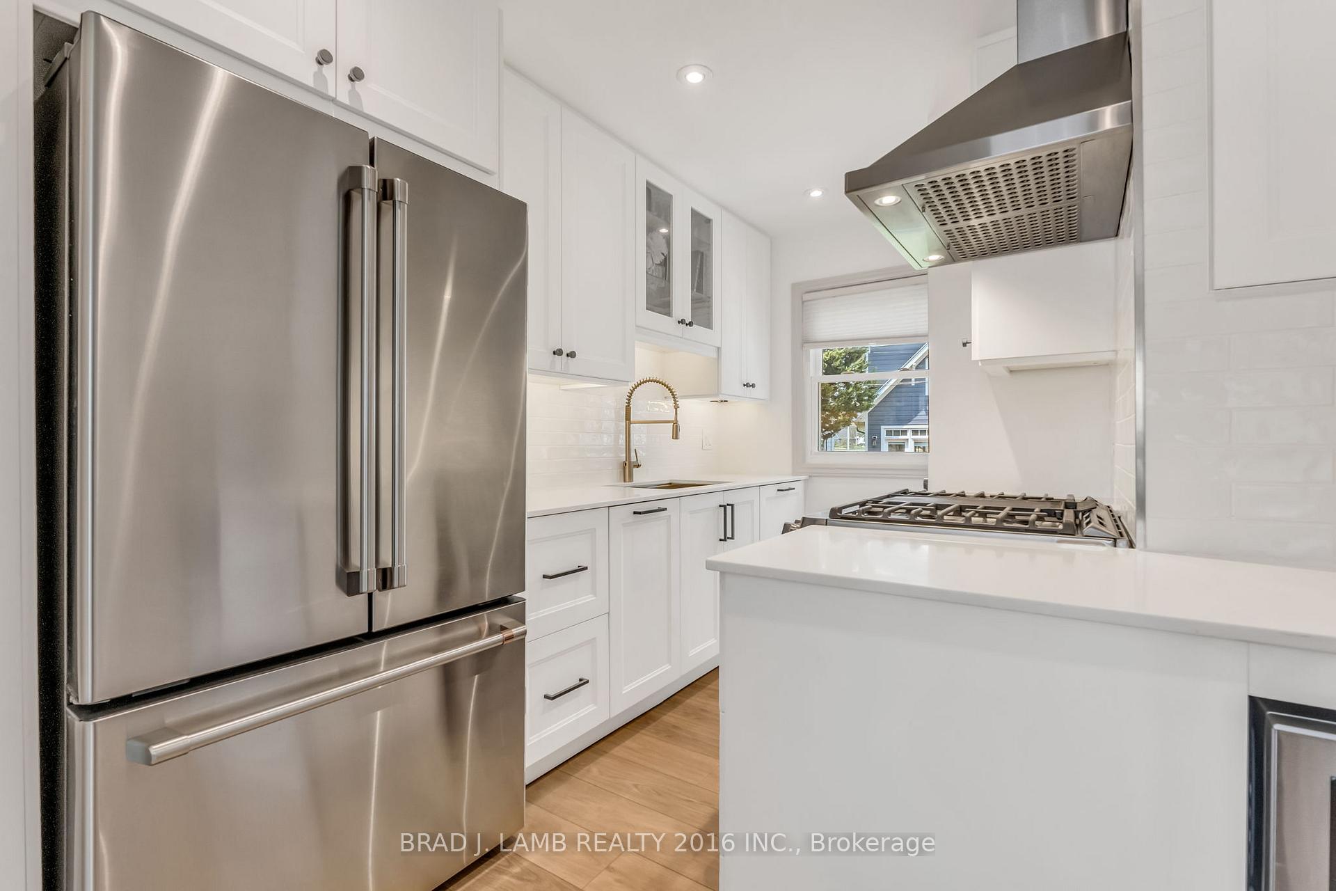 Photo 5 of 794 The Queensway, Etobicoke, Stonegate-Queensway — HOMEH