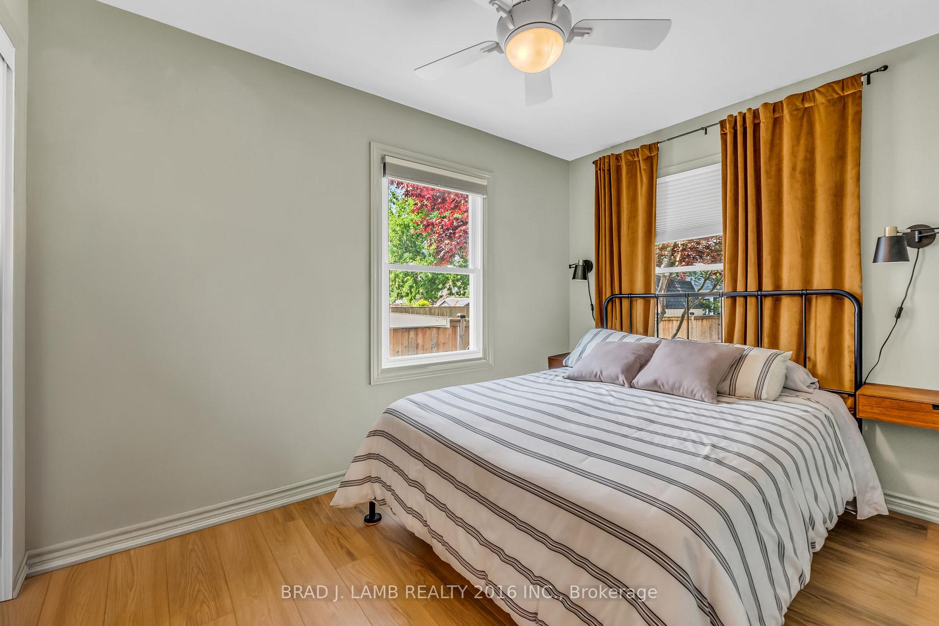 Photo 7 of 794 The Queensway, Etobicoke, Stonegate-Queensway — HOMEH