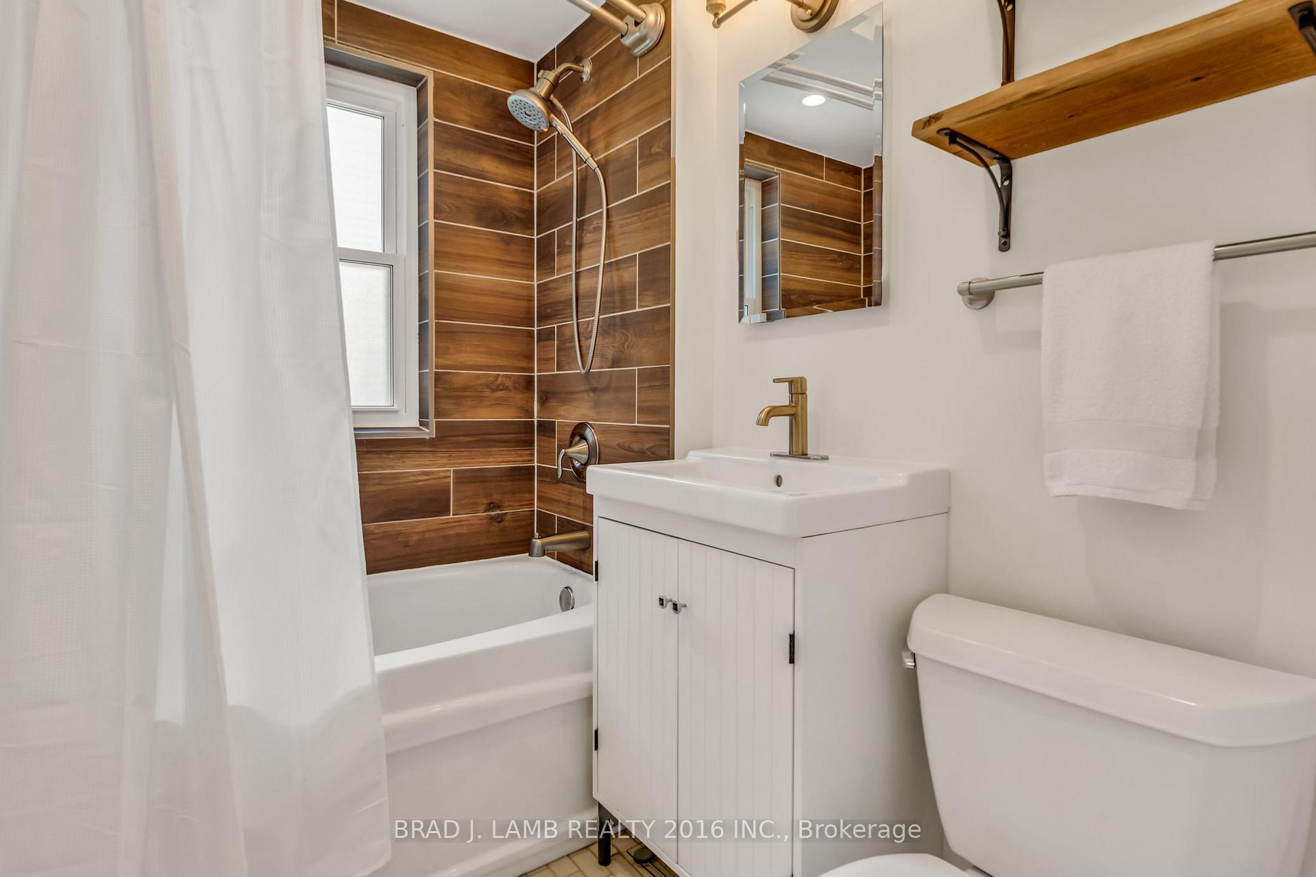 Photo 8 of 794 The Queensway, Etobicoke, Stonegate-Queensway — HOMEH