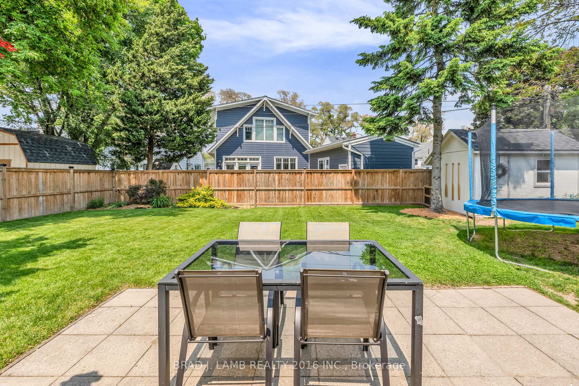 Photo 16 of 794 The Queensway, Etobicoke, Stonegate-Queensway — HOMEH