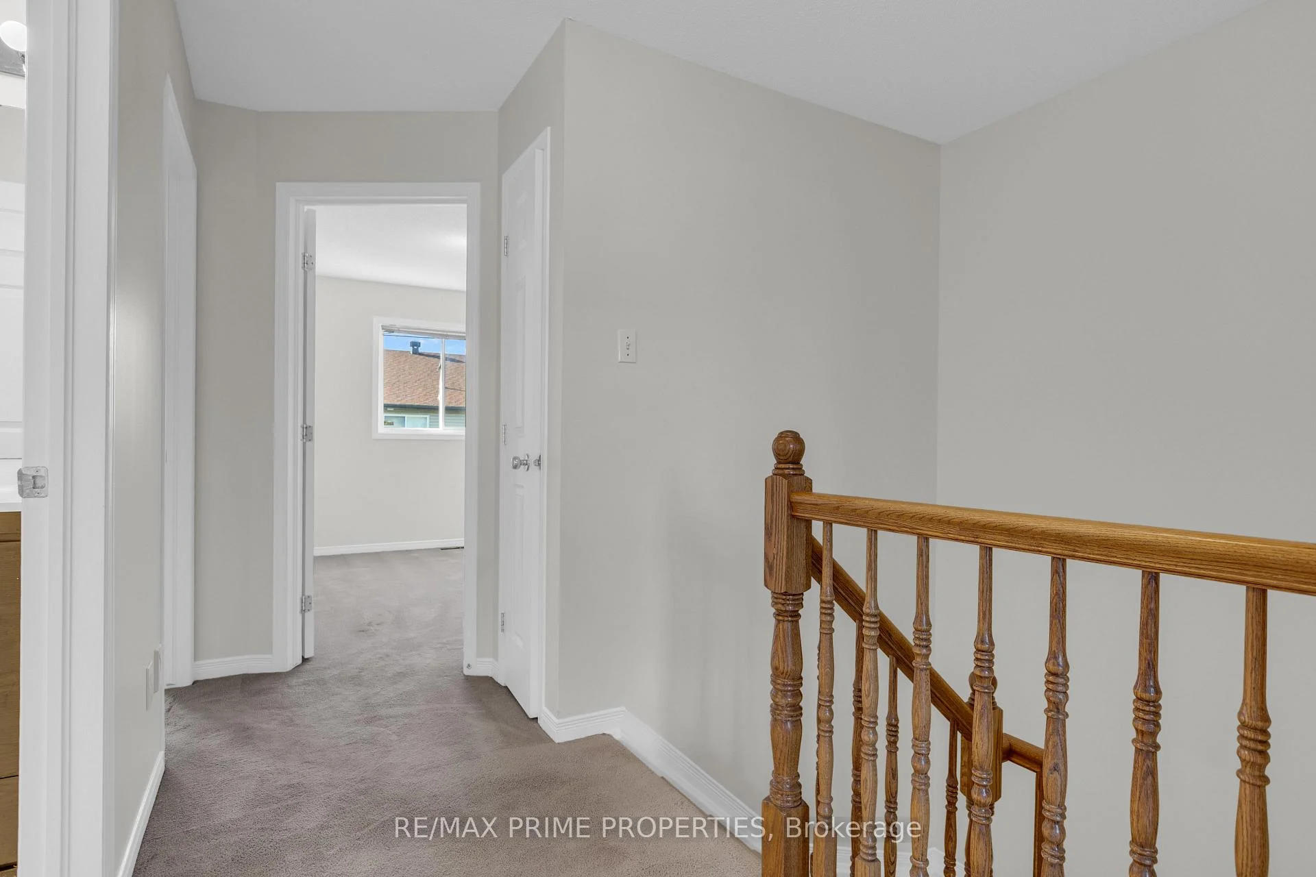Photo 19 of 246 Duntroon Circle, Ottawa, Hunt Club Park/Greenboro — HOMEH