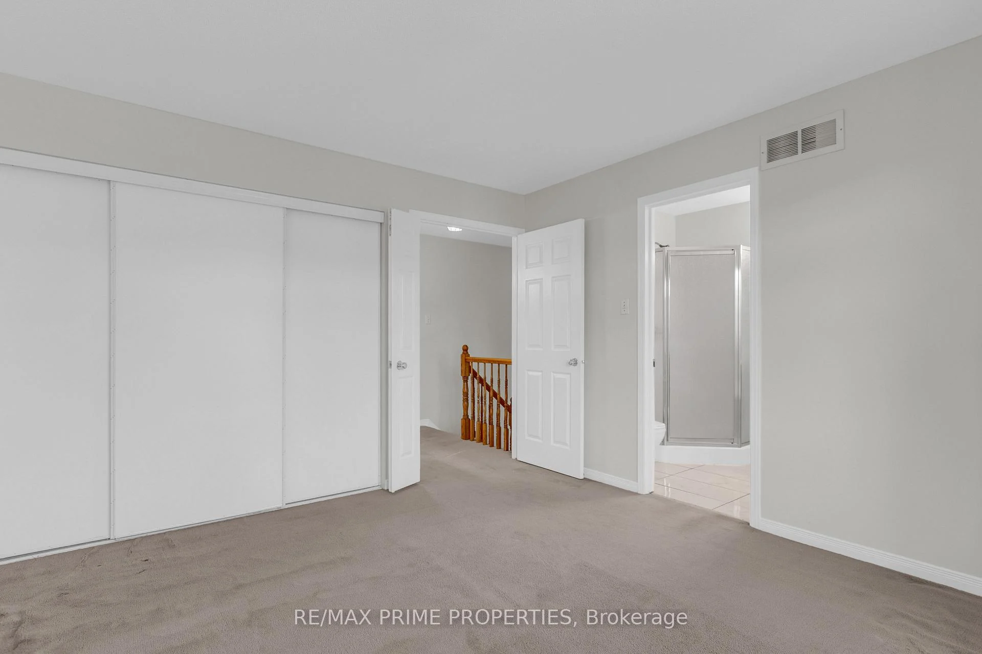 Photo 26 of 246 Duntroon Circle, Ottawa, Hunt Club Park/Greenboro — HOMEH