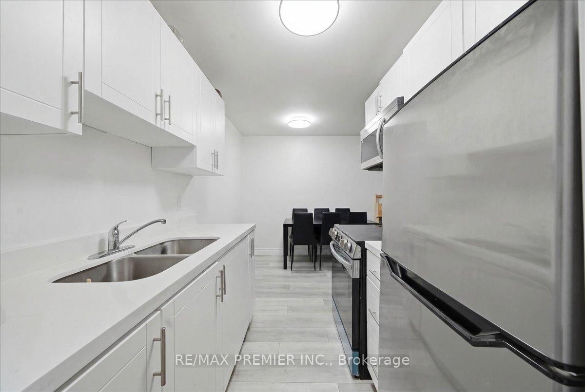 Photo 16 of 214 Wentworth Street S, Hamilton, Stinson — HOMEH