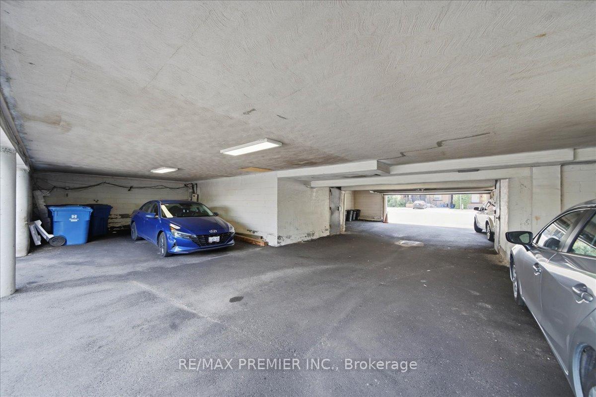 Photo 23 of 214 Wentworth Street S, Hamilton, Stinson — HOMEH