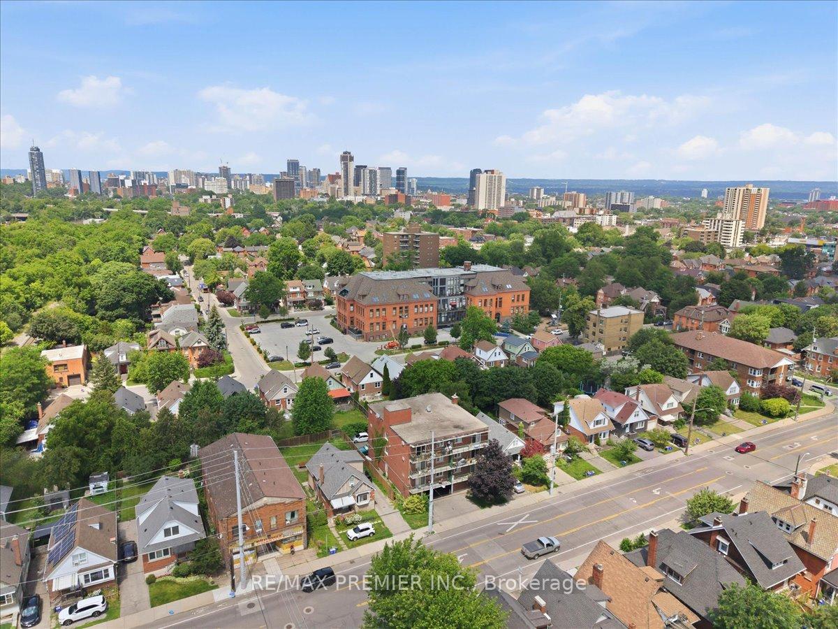Photo 26 of 214 Wentworth Street S, Hamilton, Stinson — HOMEH