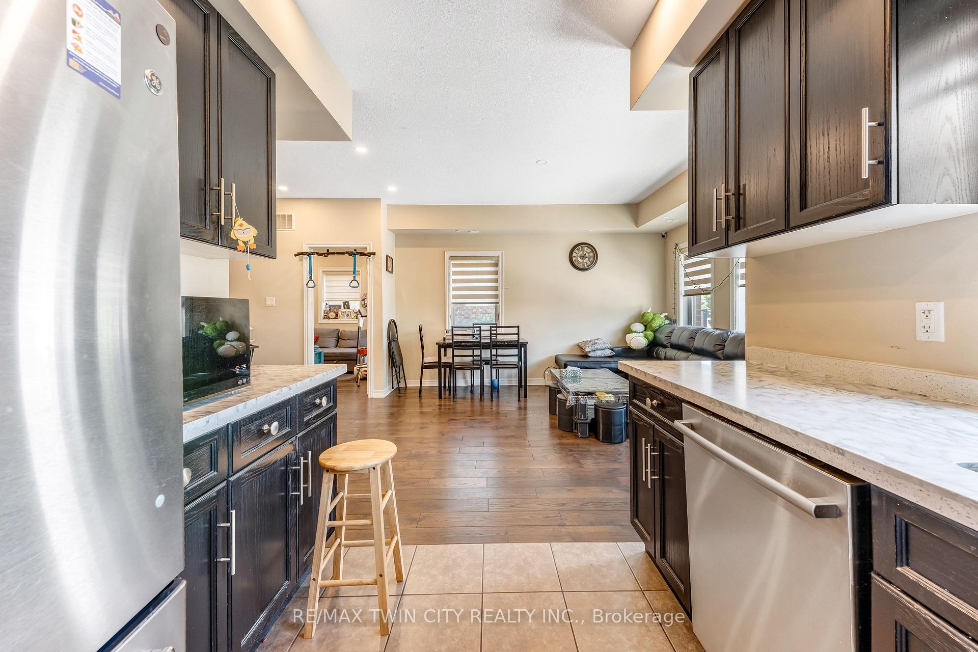 Photo 7 of Unit F1, 70 Willowrun Drive, Kitchener, Idlewood/Lackner Woods — HOMEH