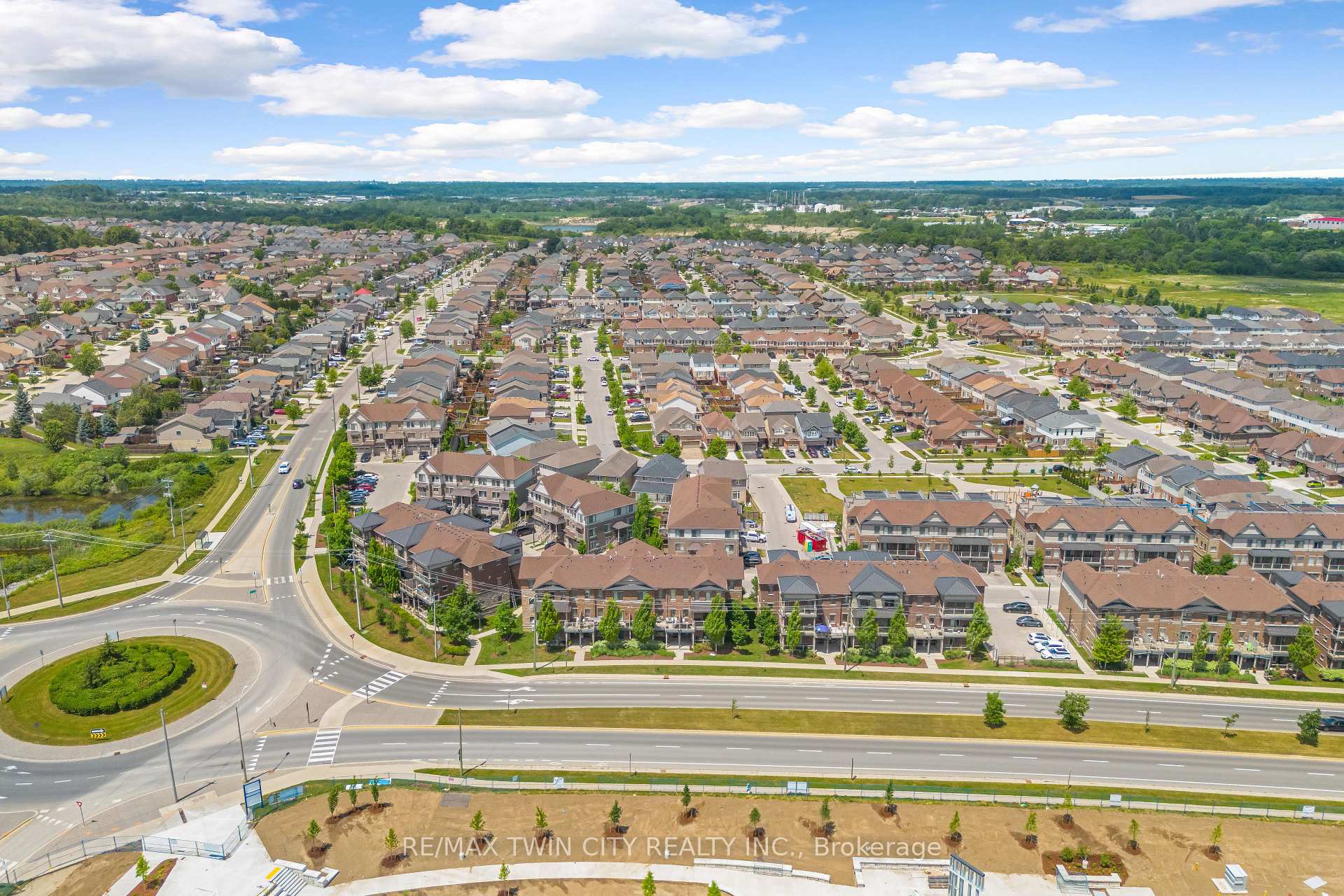 Photo 27 of Unit F1, 70 Willowrun Drive, Kitchener, Idlewood/Lackner Woods — HOMEH