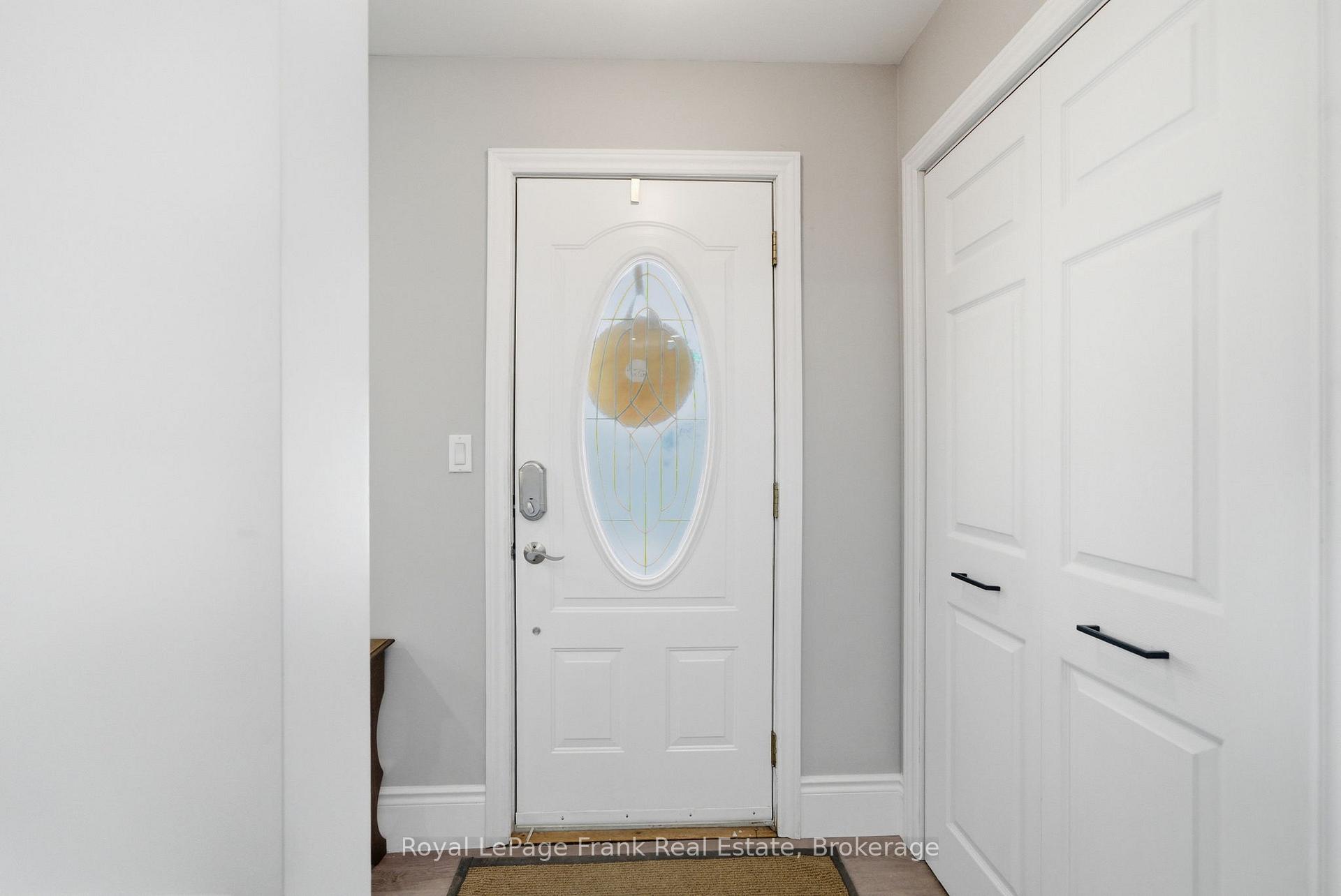 Photo 9 of 46 Durham Street E, Kawartha Lakes, Lindsay — HOMEH