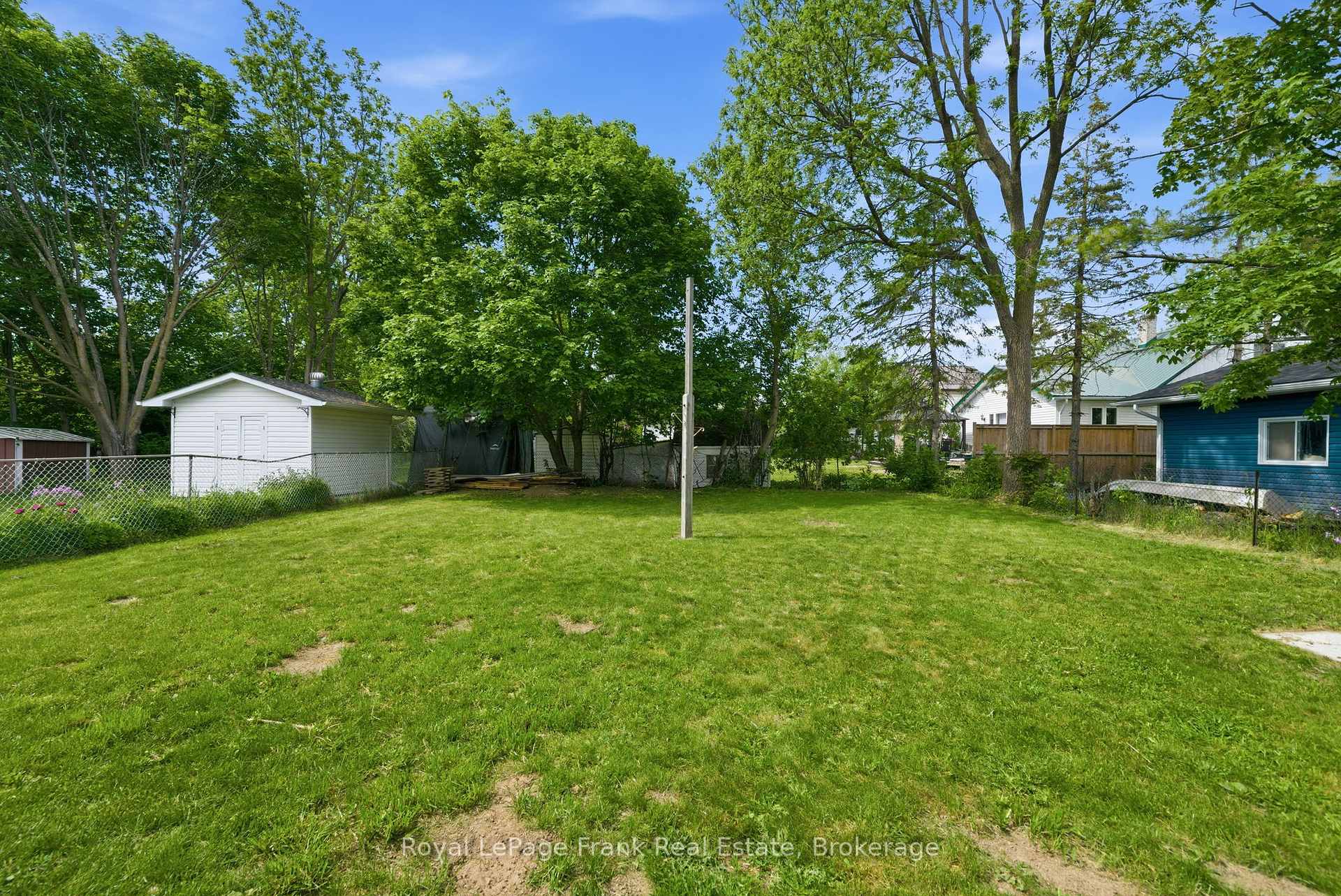 Photo 41 of 46 Durham Street E, Kawartha Lakes, Lindsay — HOMEH