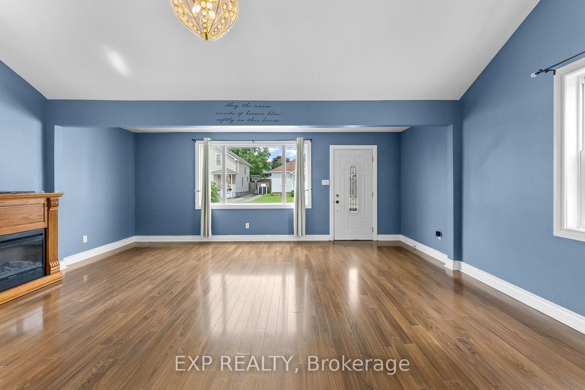 Photo 10 of 6344 Ash Street, Niagara Falls, Dorchester — HOMEH