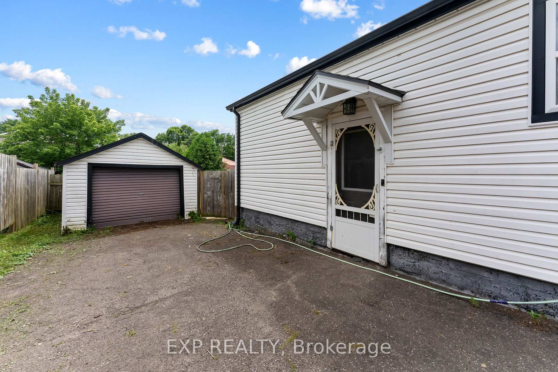 Photo 26 of 6344 Ash Street, Niagara Falls, Dorchester — HOMEH