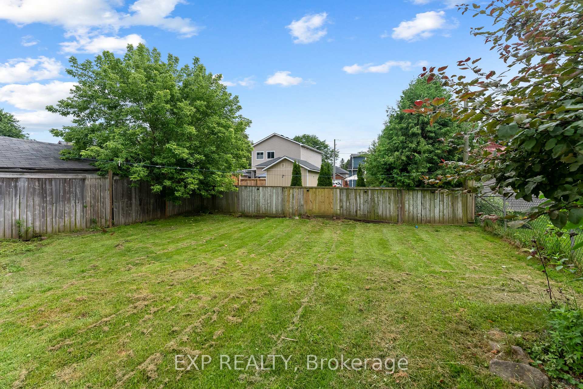 Photo 28 of 6344 Ash Street, Niagara Falls, Dorchester — HOMEH