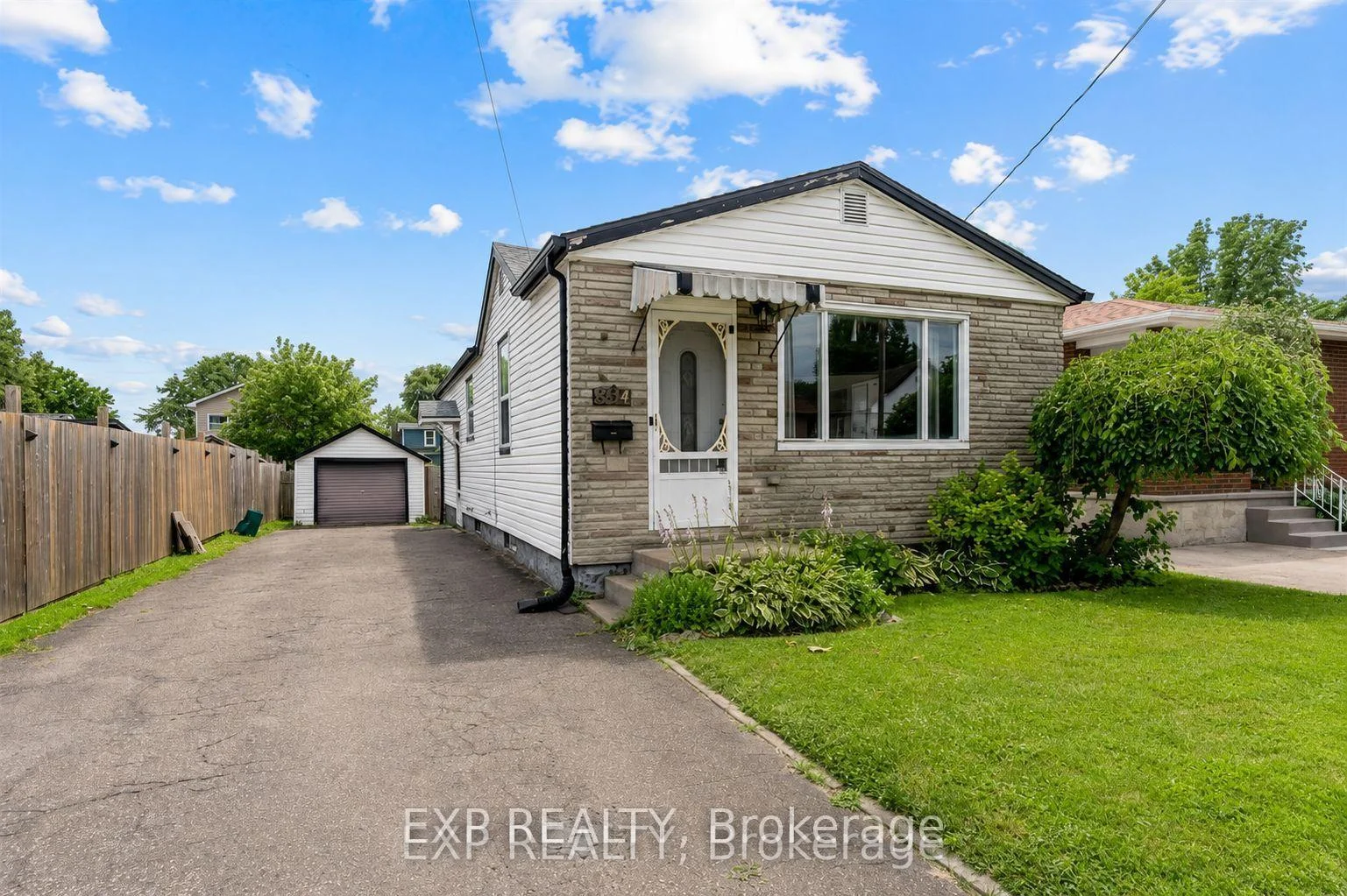 Photo 1 of 6344 Ash Street, Niagara Falls, Dorchester — HOMEH