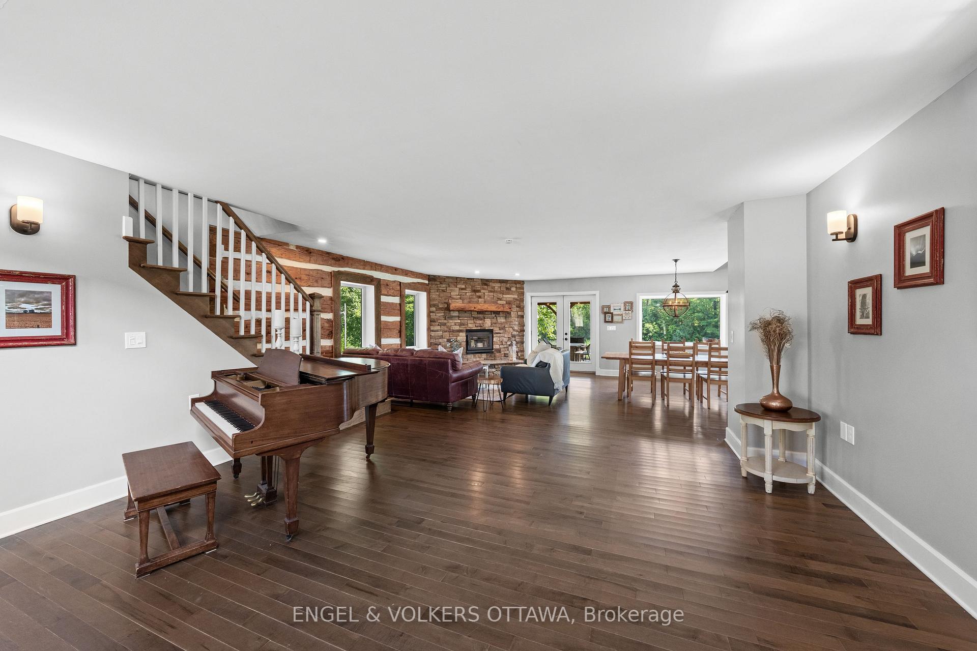 Photo 6 of 6548 Carp Road, Ottawa, Fitzroy — HOMEH