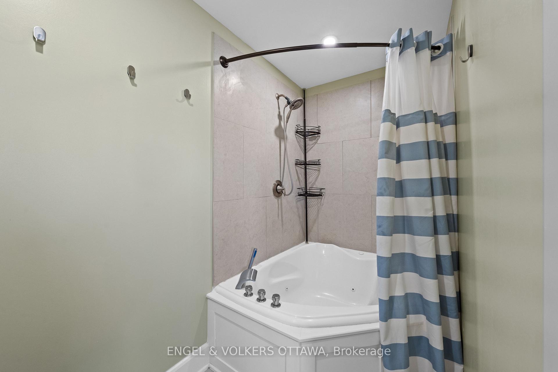 Photo 35 of 6548 Carp Road, Ottawa, Fitzroy — HOMEH