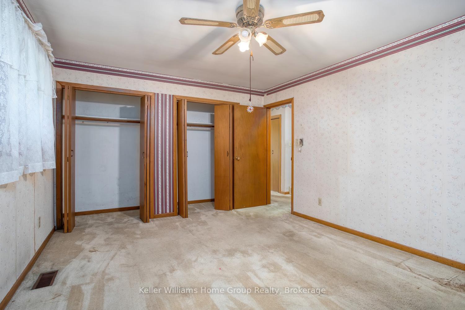 Photo 6 of 832 Victoria Road S, Puslinch, Rural Puslinch East — HOMEH